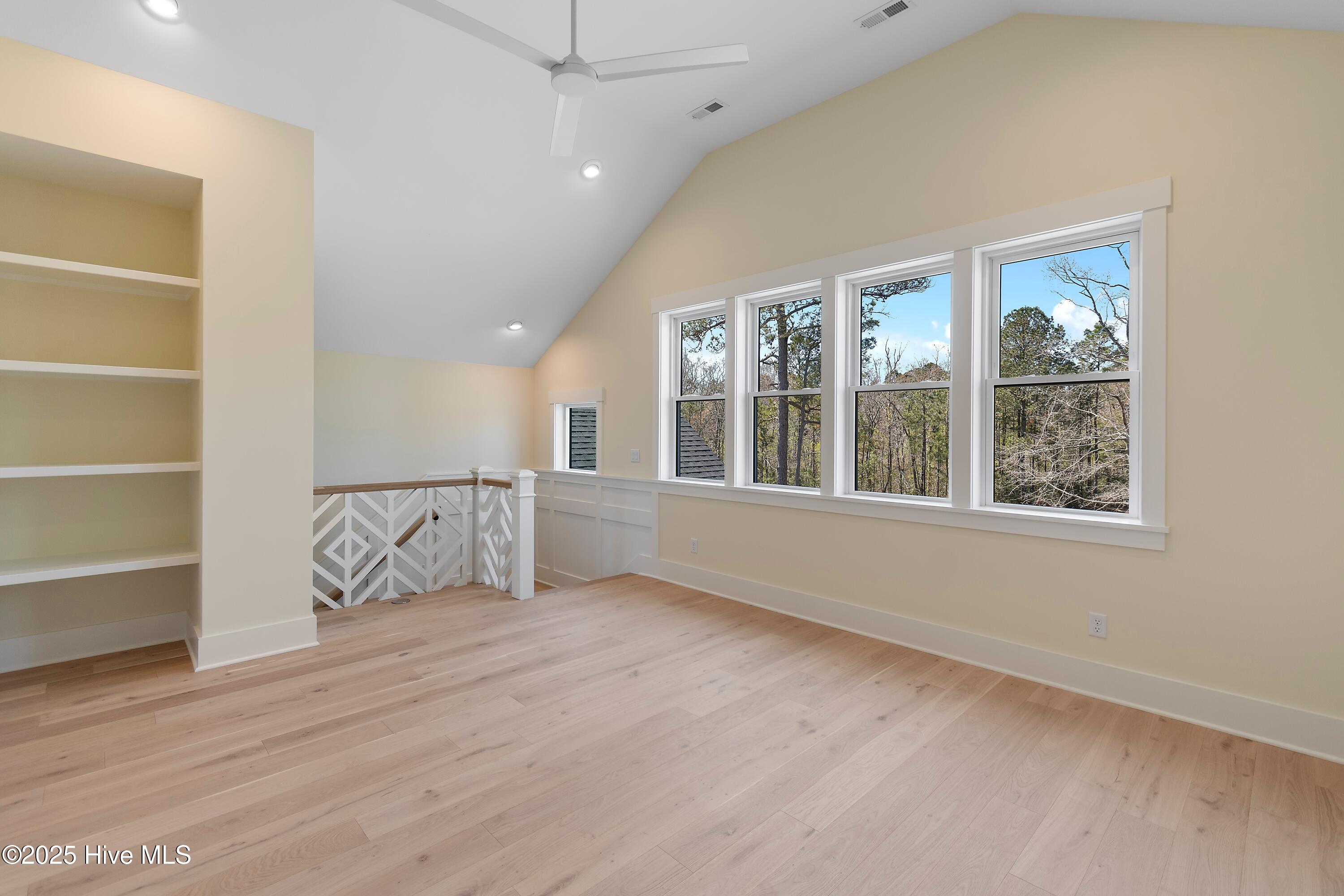 454 Springwood Drive SE