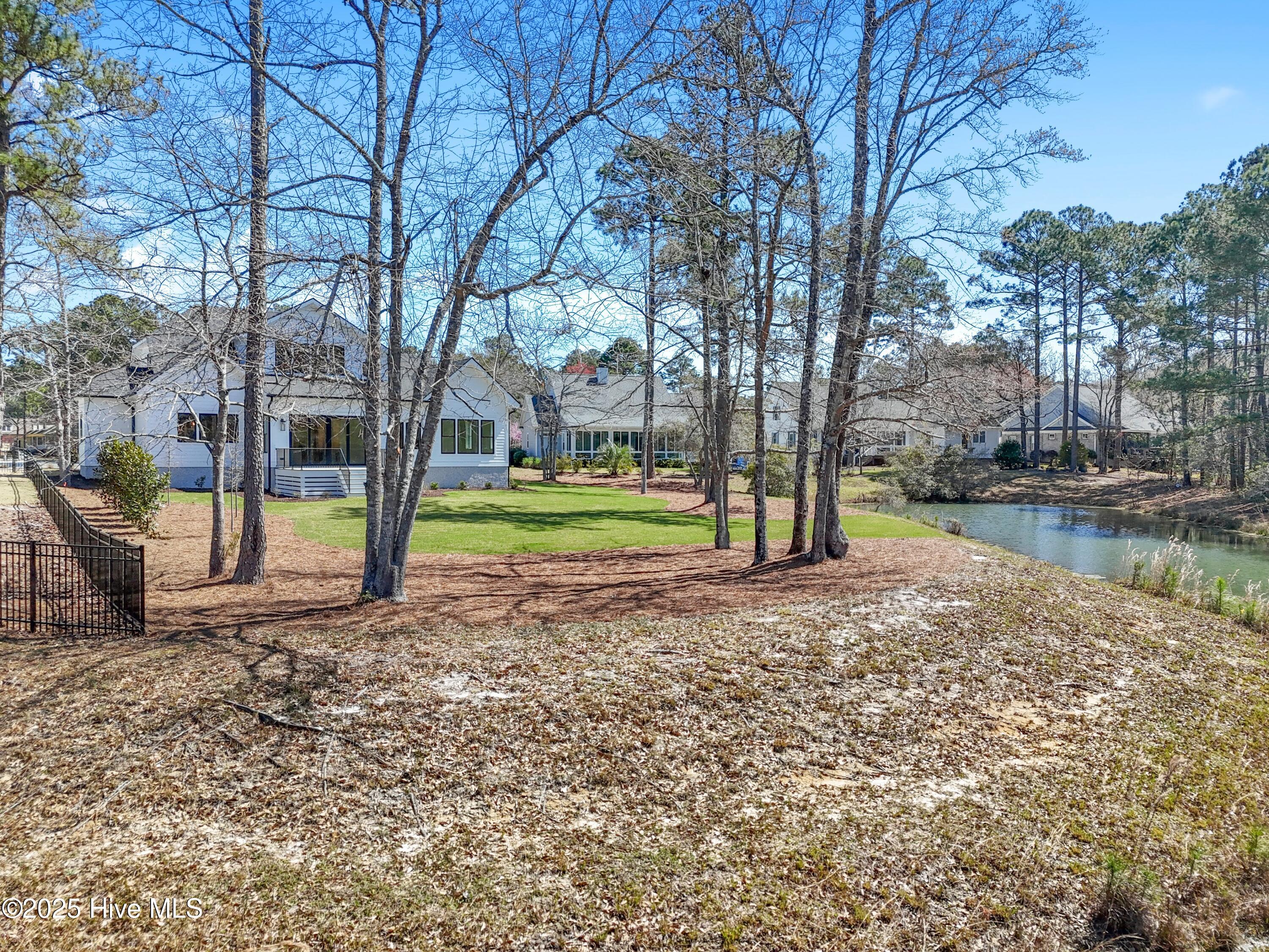 454 Springwood Drive SE