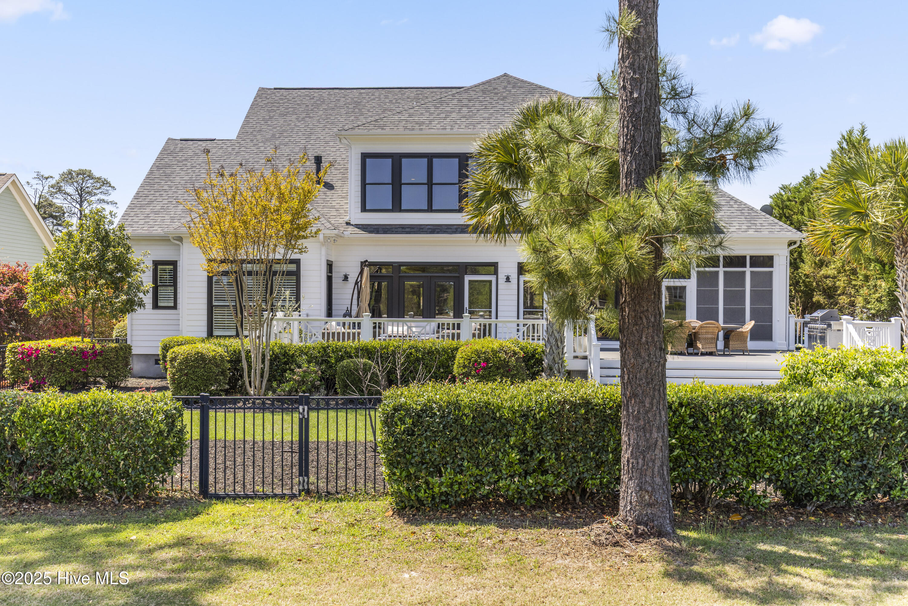 2915 Legends Drive