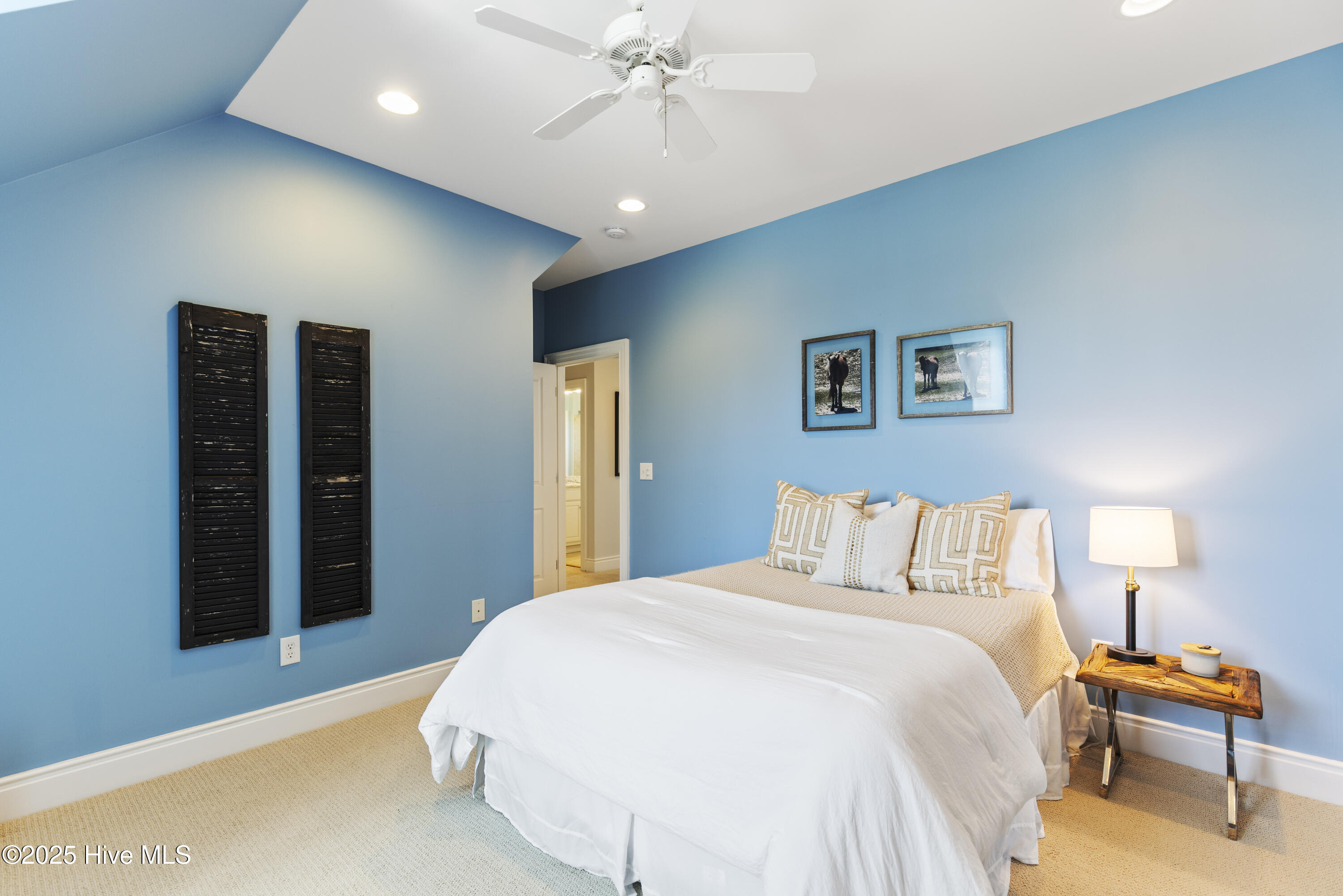 2915 Legends Drive