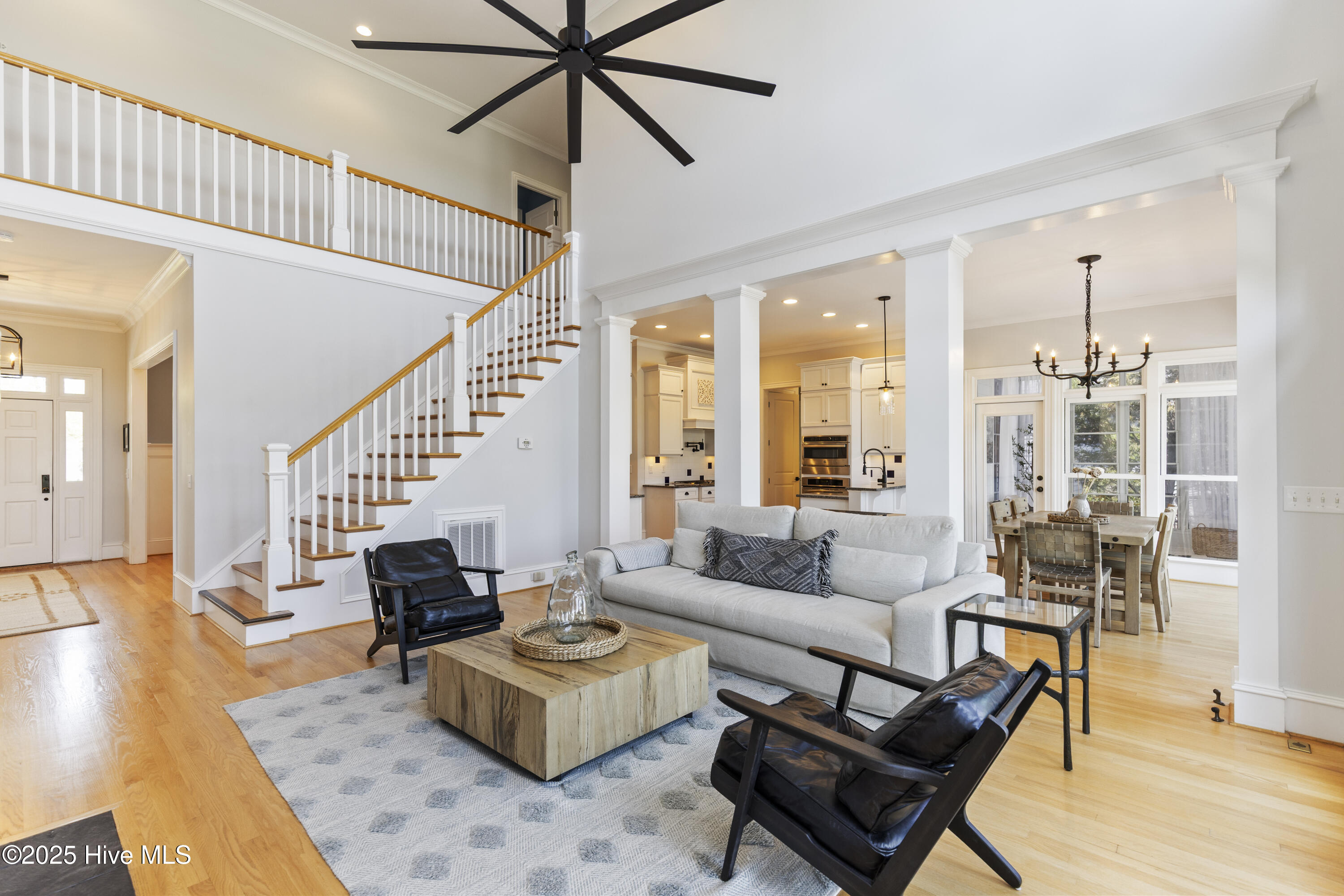 2915 Legends Drive