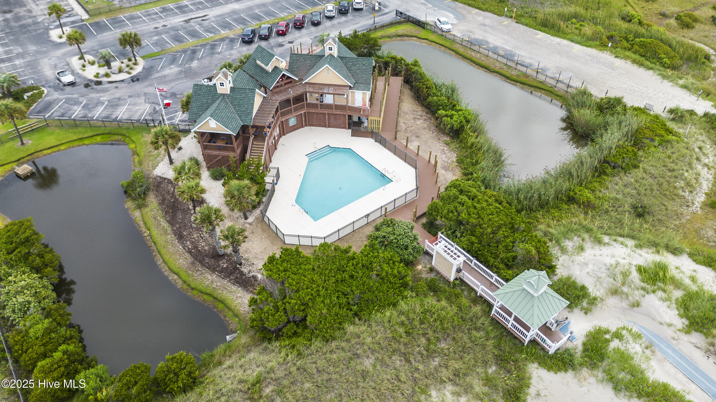 2915 Legends Drive