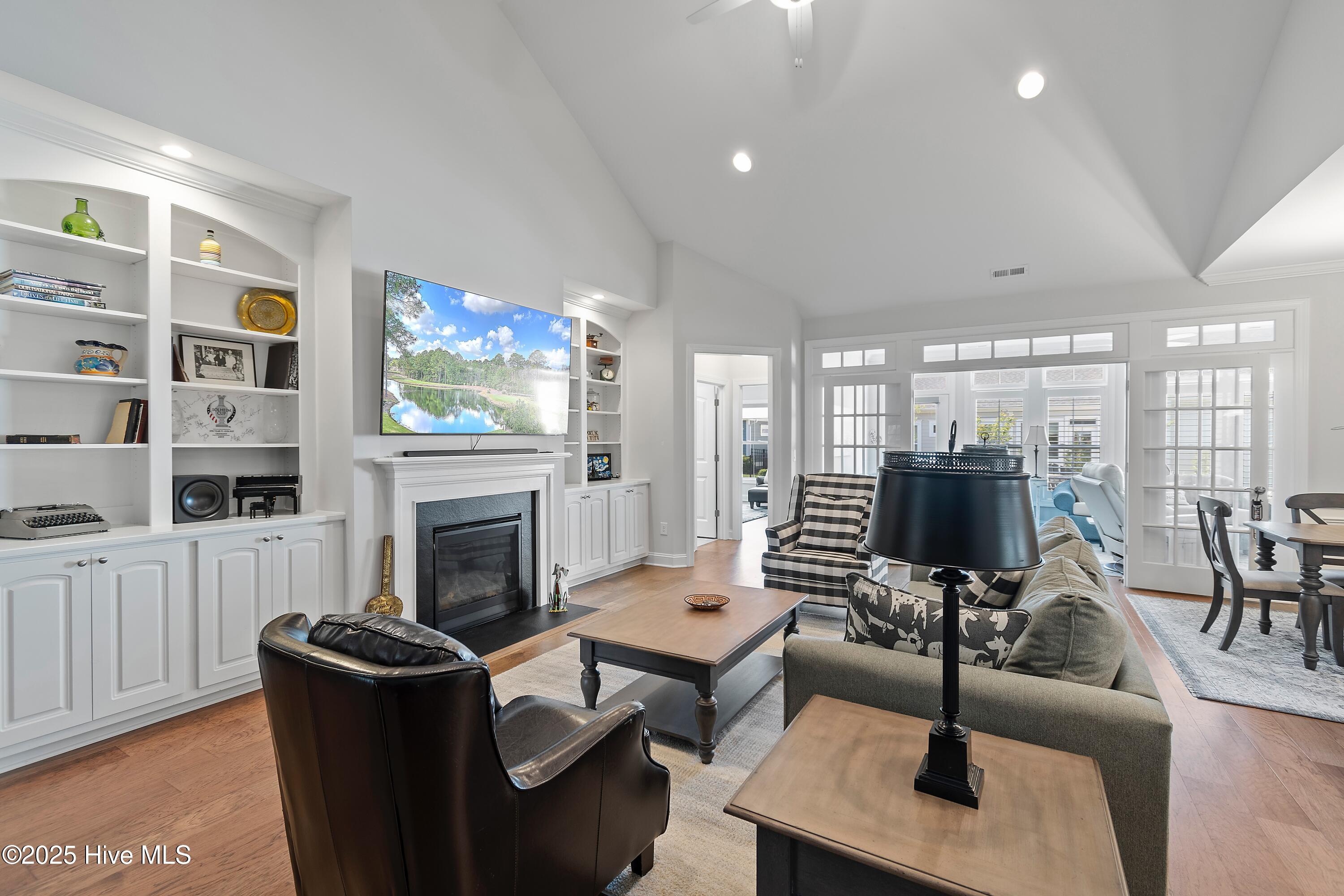 3823 Berkeley Court