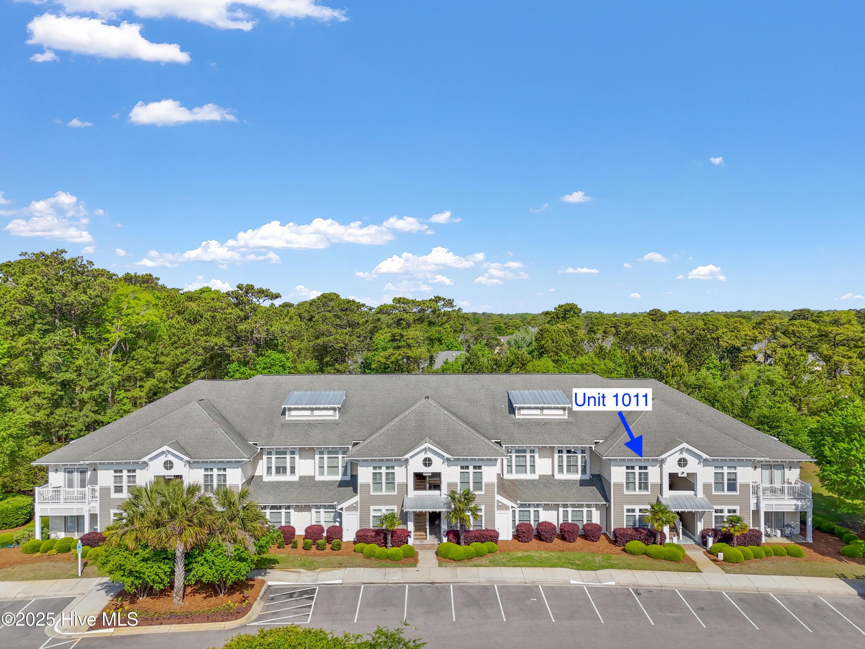 2537 St James Drive SE Apt 1011