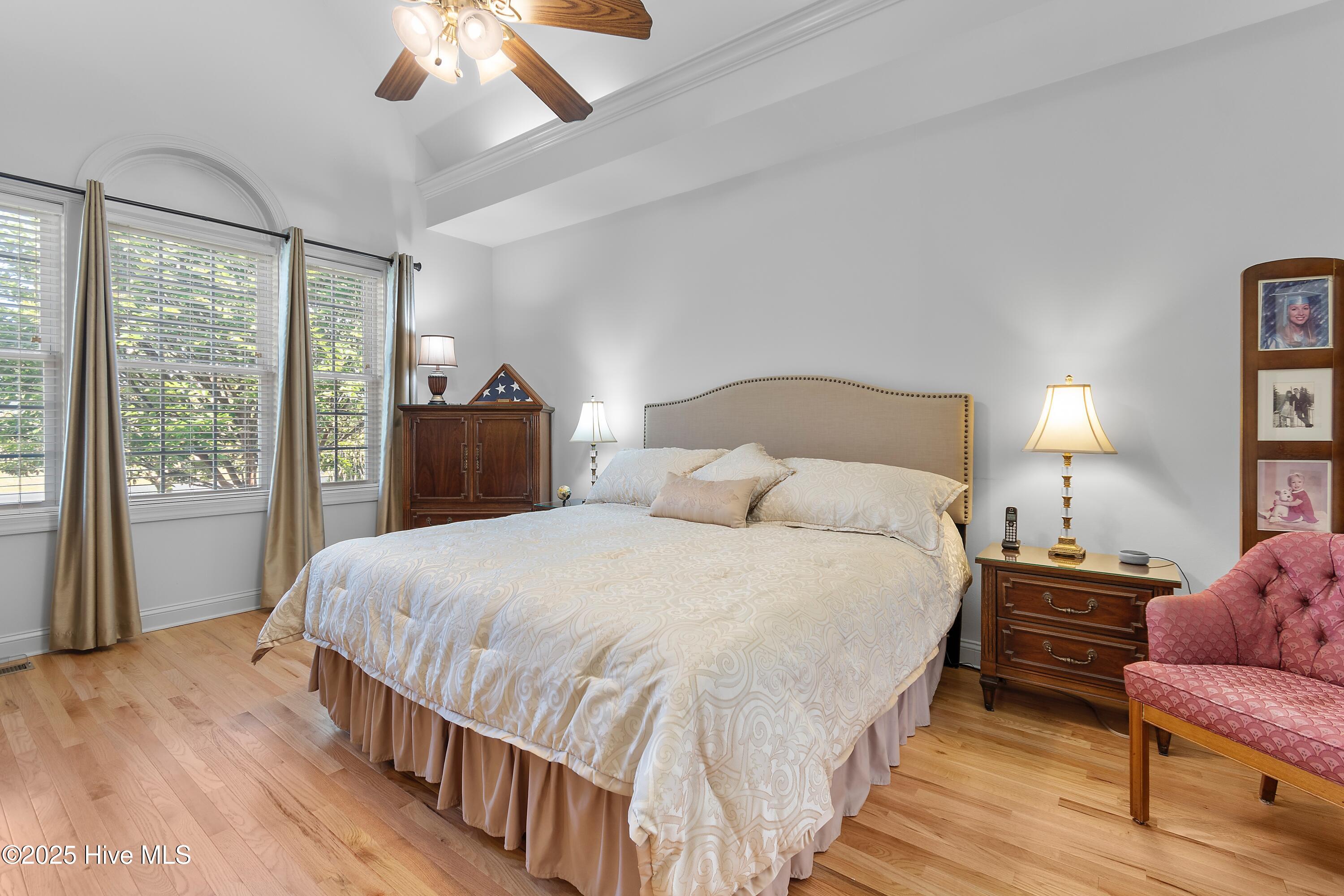 3402 Greenleaf Court