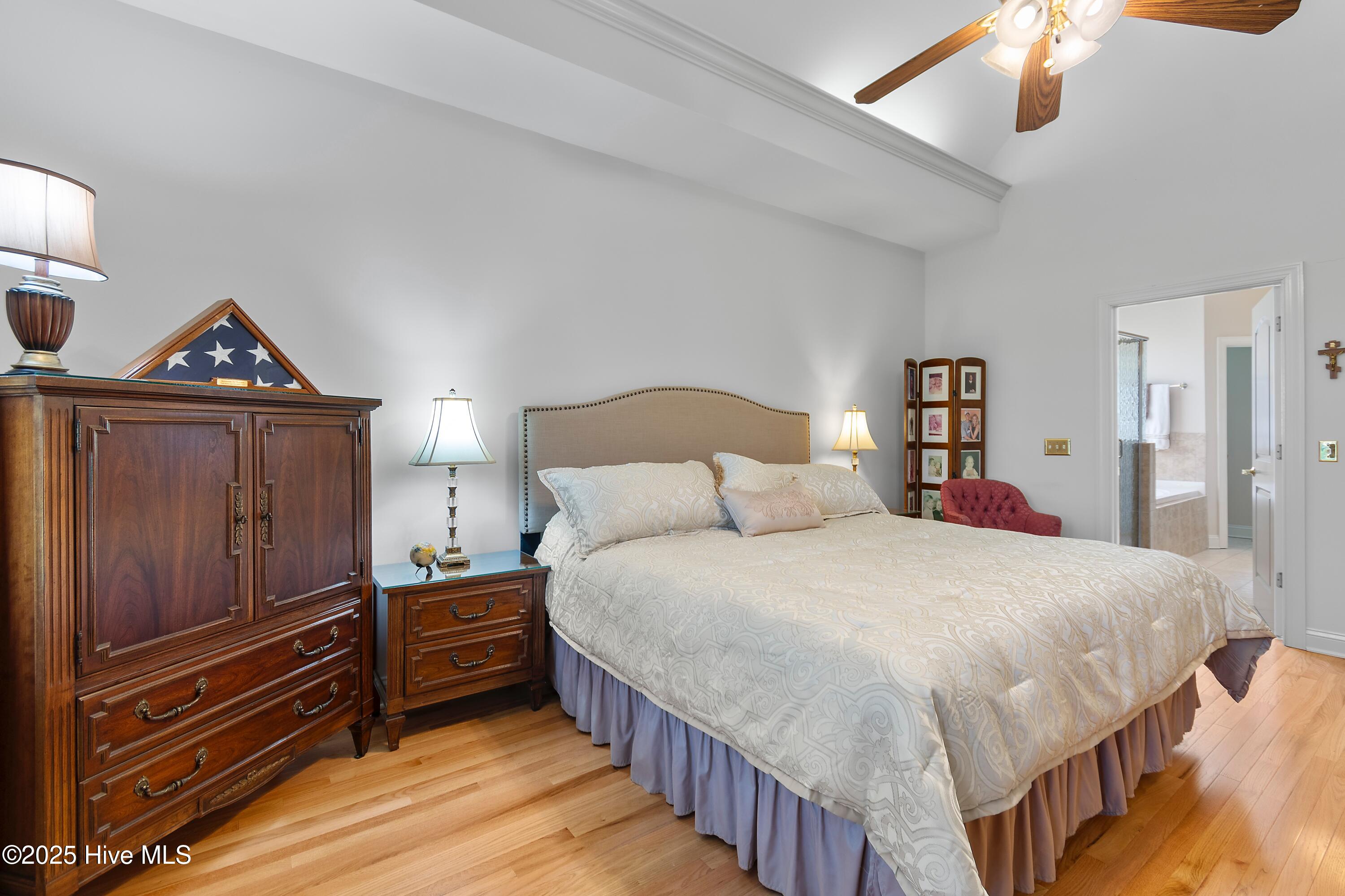 3402 Greenleaf Court