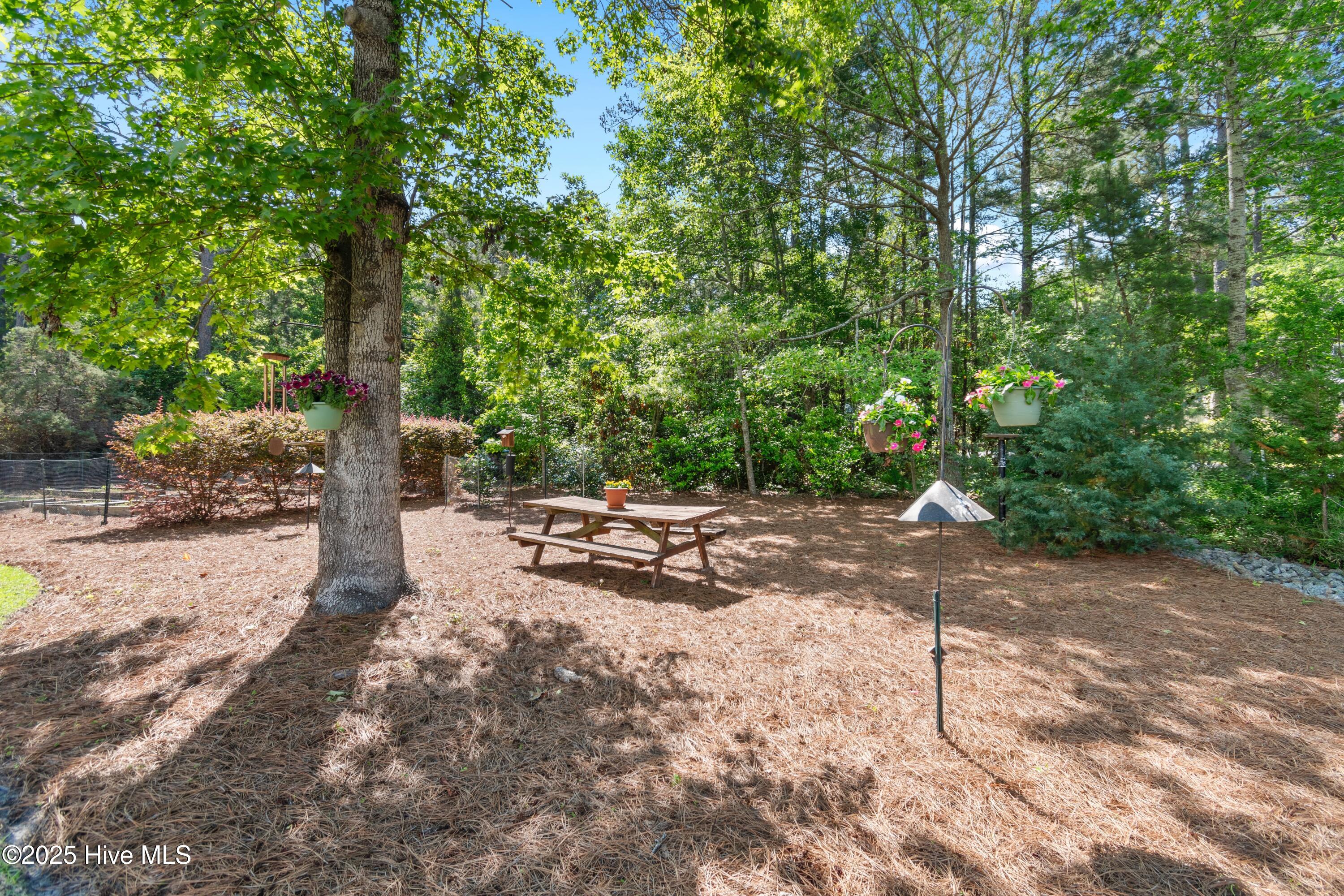 3402 Greenleaf Court