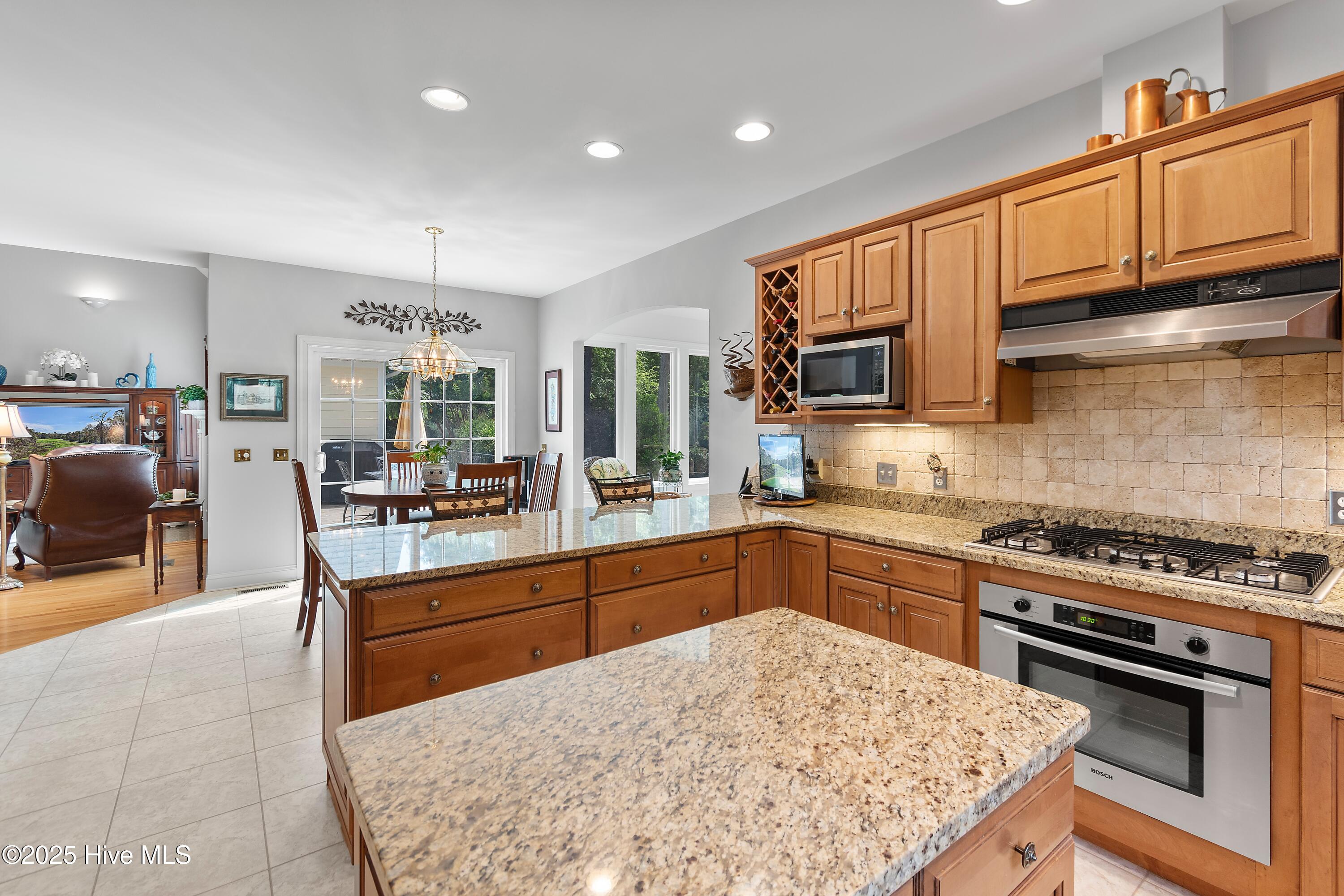 3402 Greenleaf Court