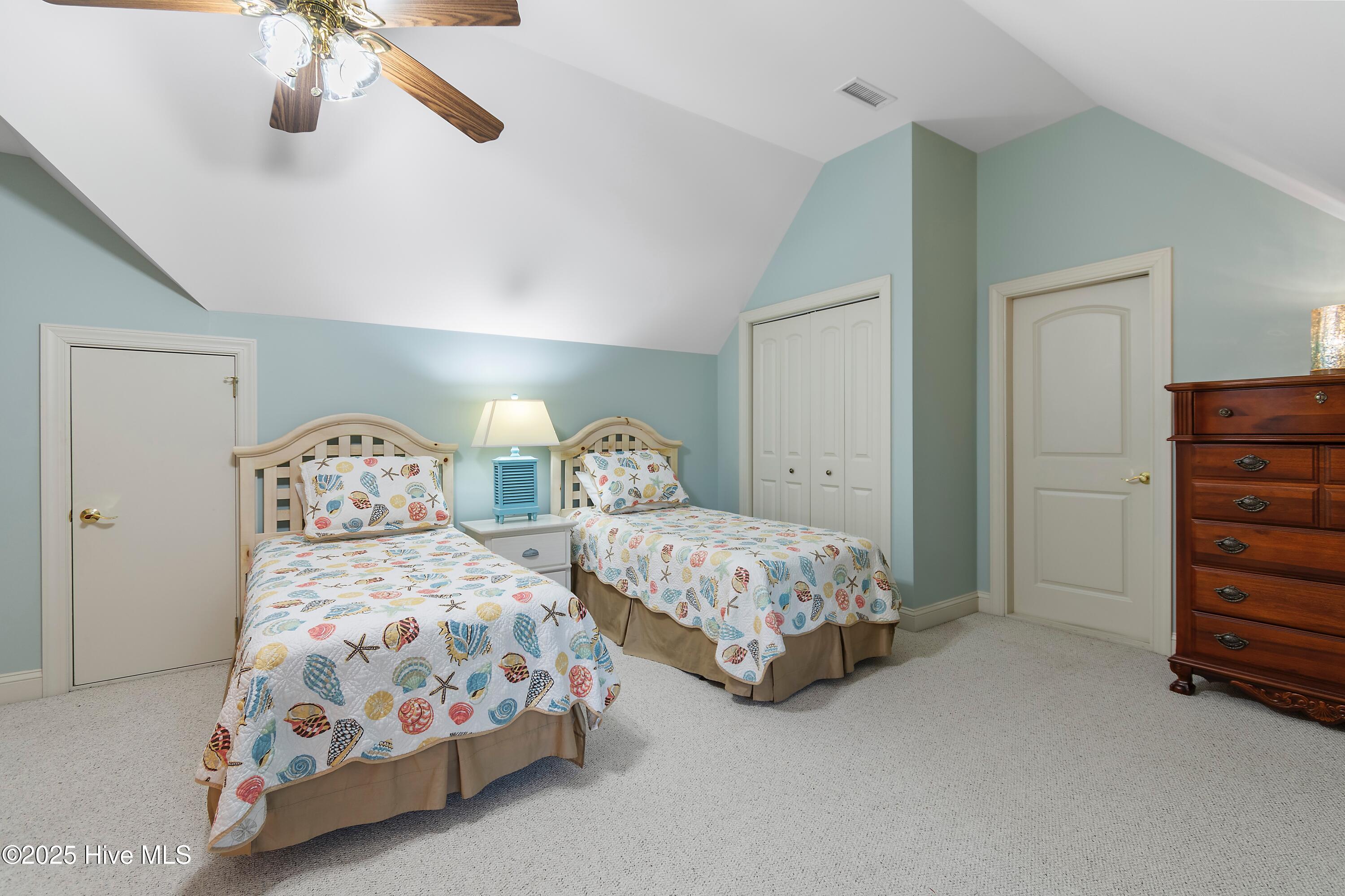 3402 Greenleaf Court