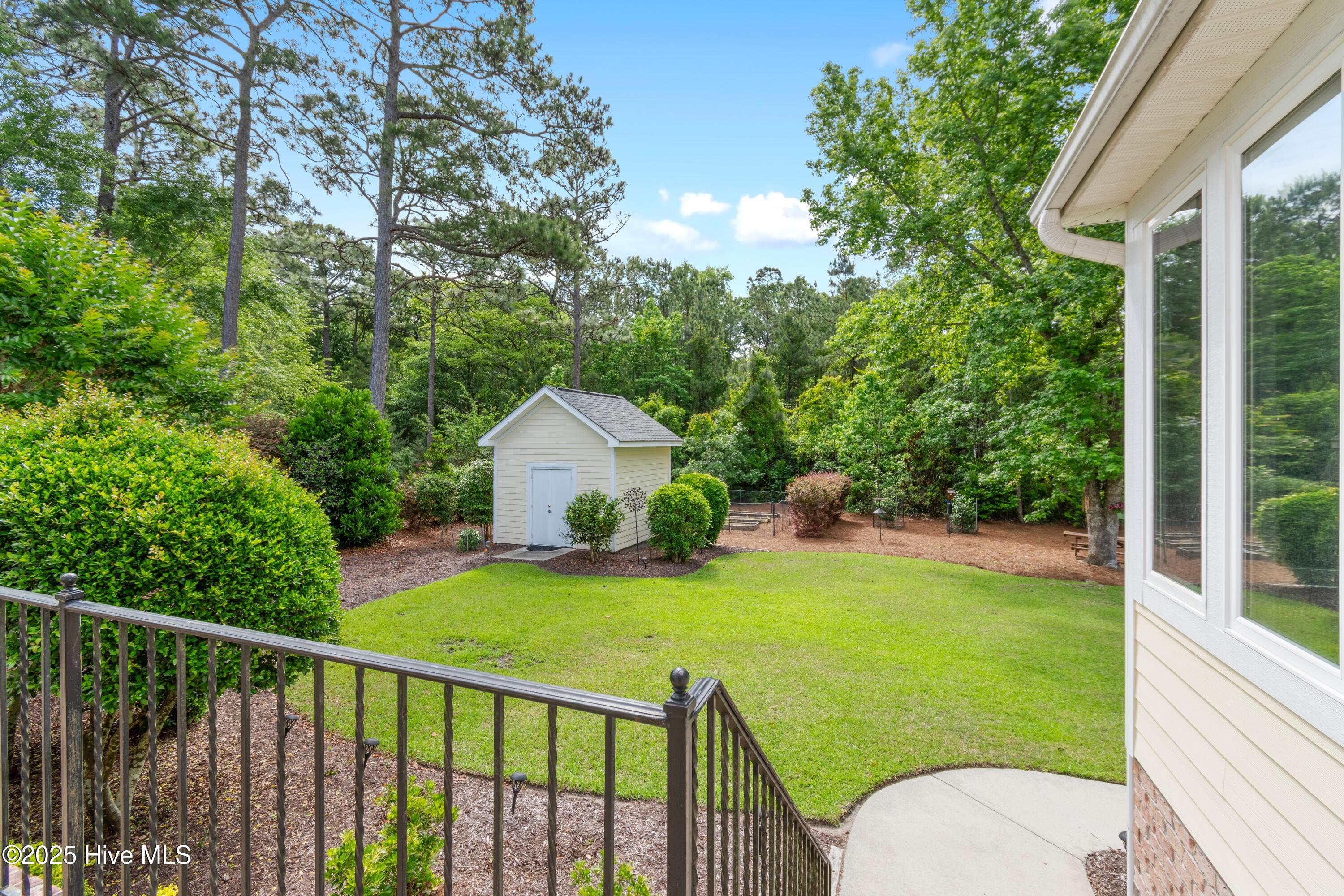 3402 Greenleaf Court