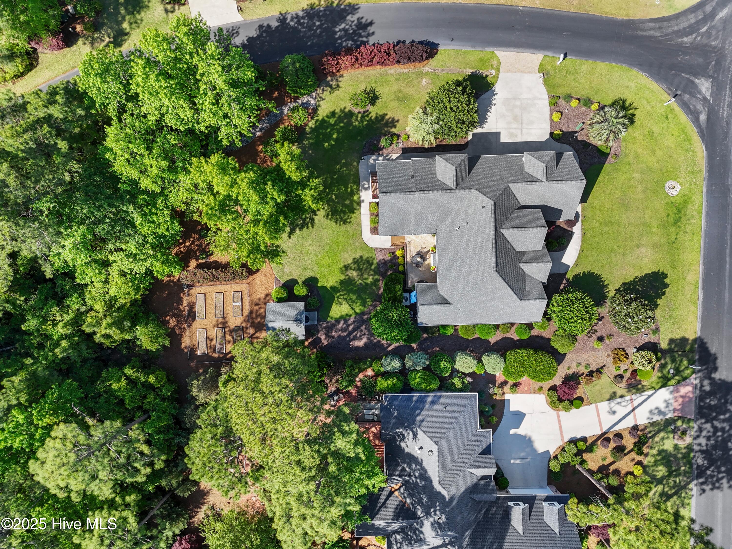 3402 Greenleaf Court