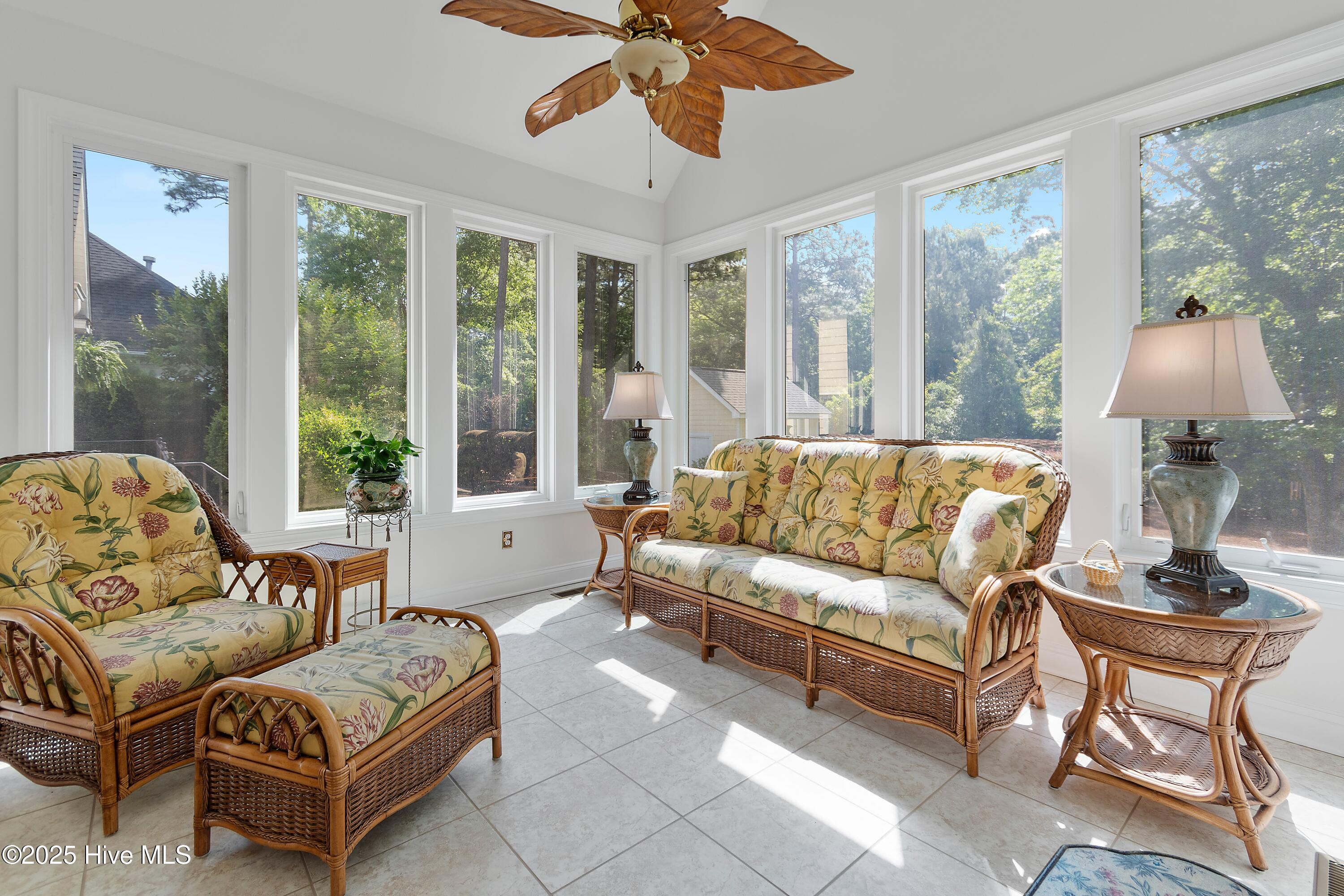 3402 Greenleaf Court