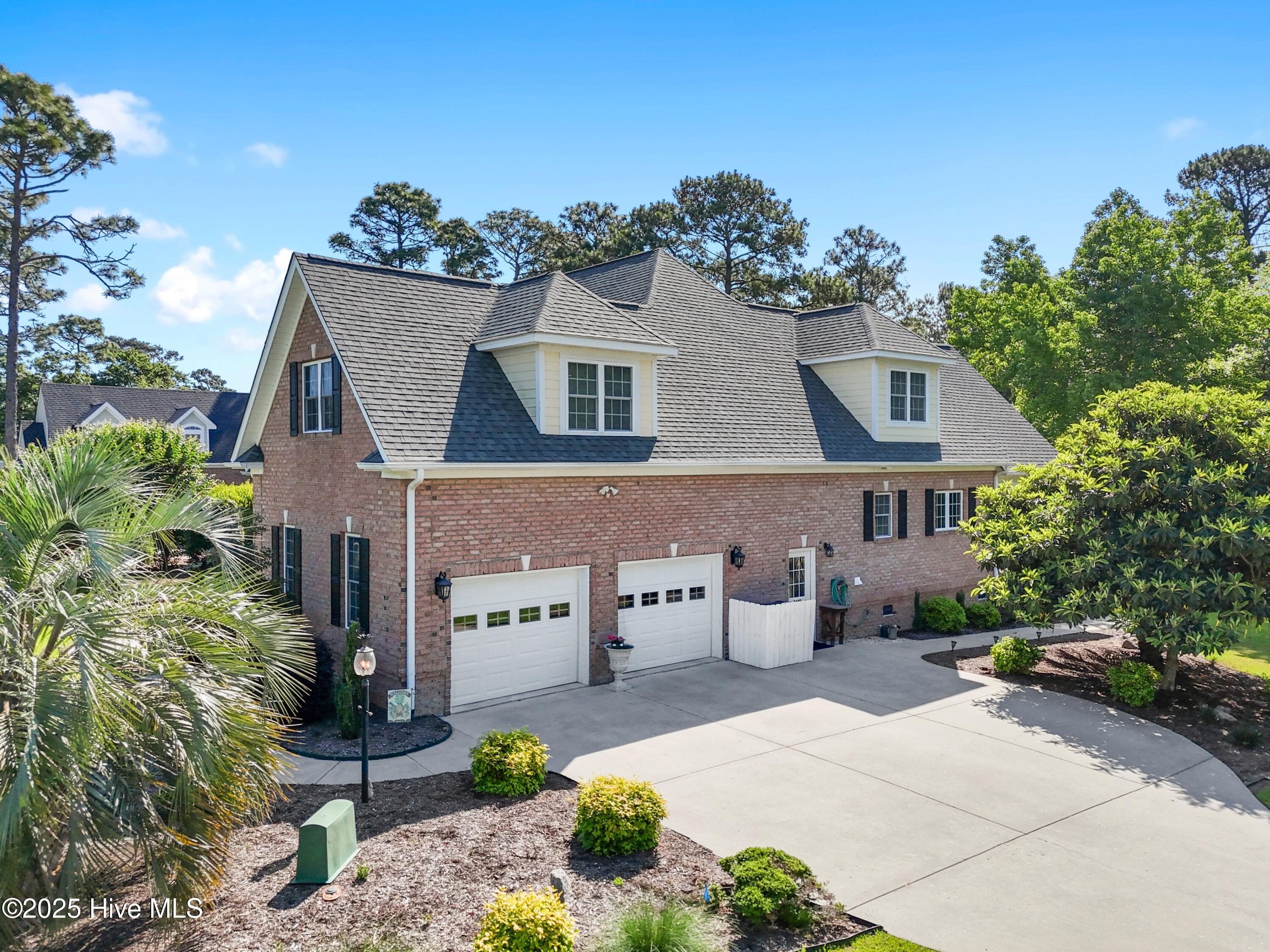 3402 Greenleaf Court