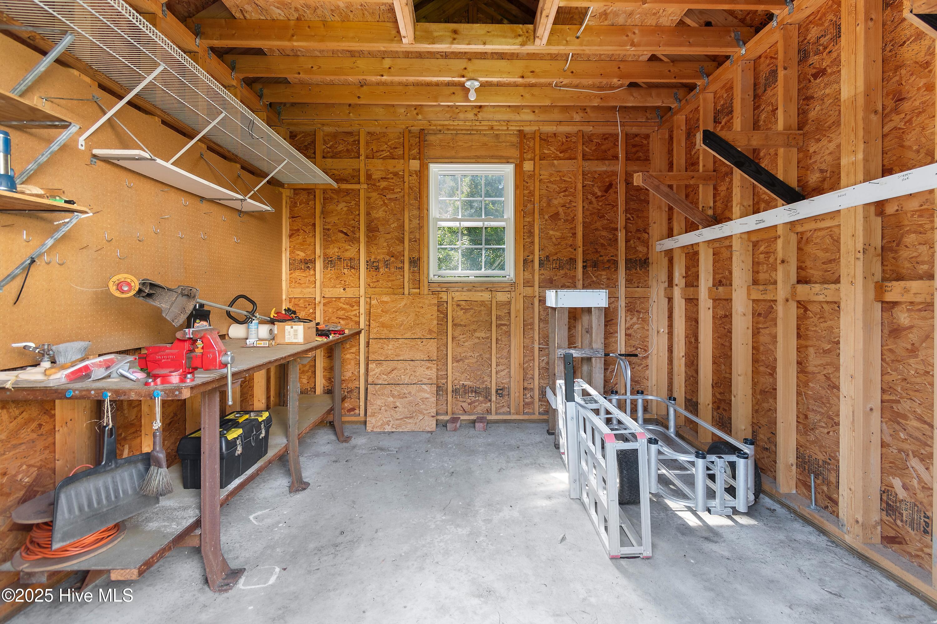 3402 Greenleaf Court