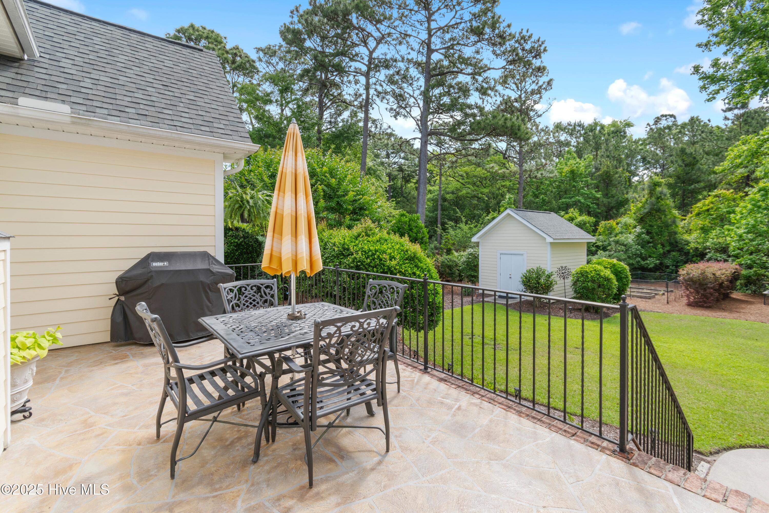3402 Greenleaf Court