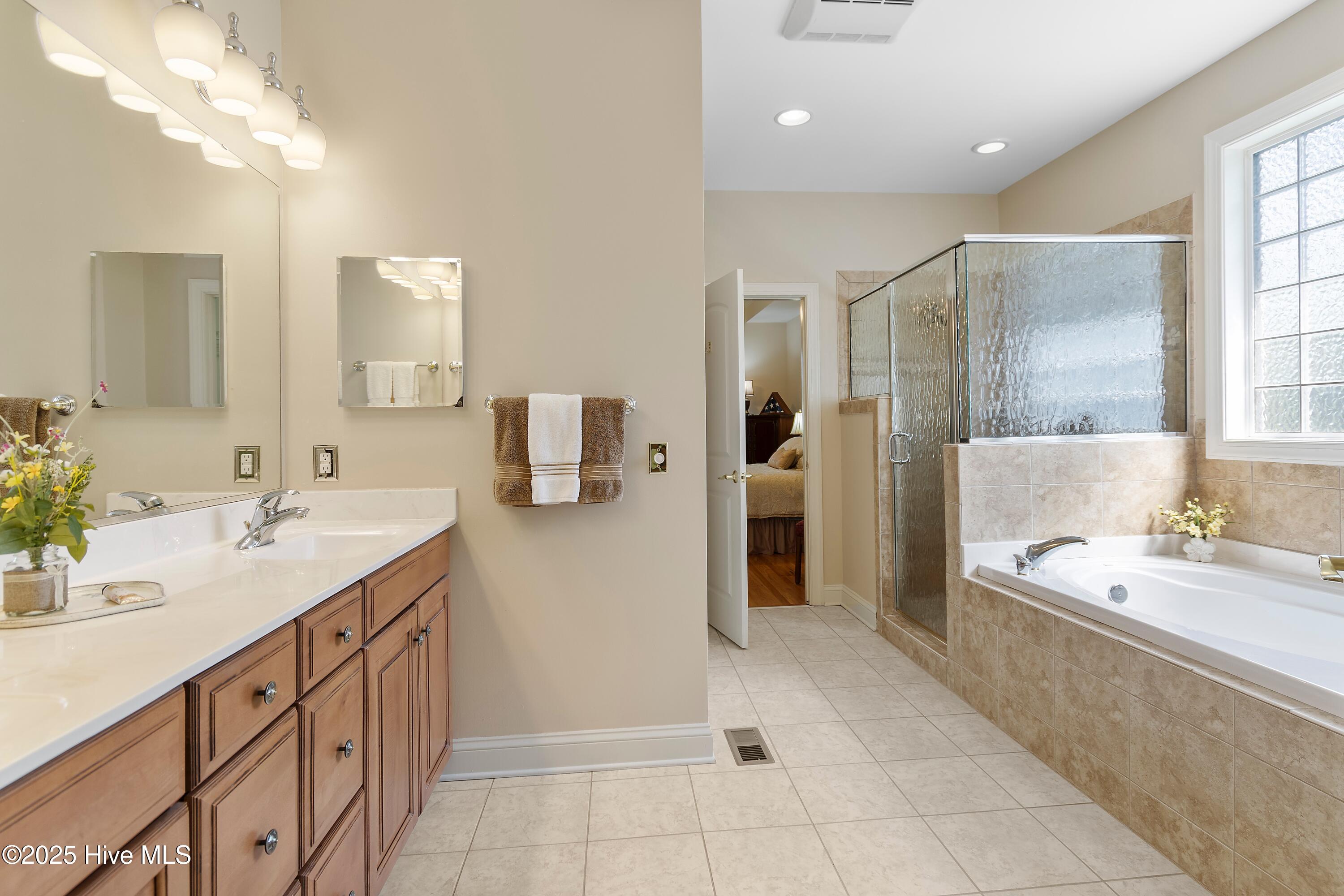 3402 Greenleaf Court
