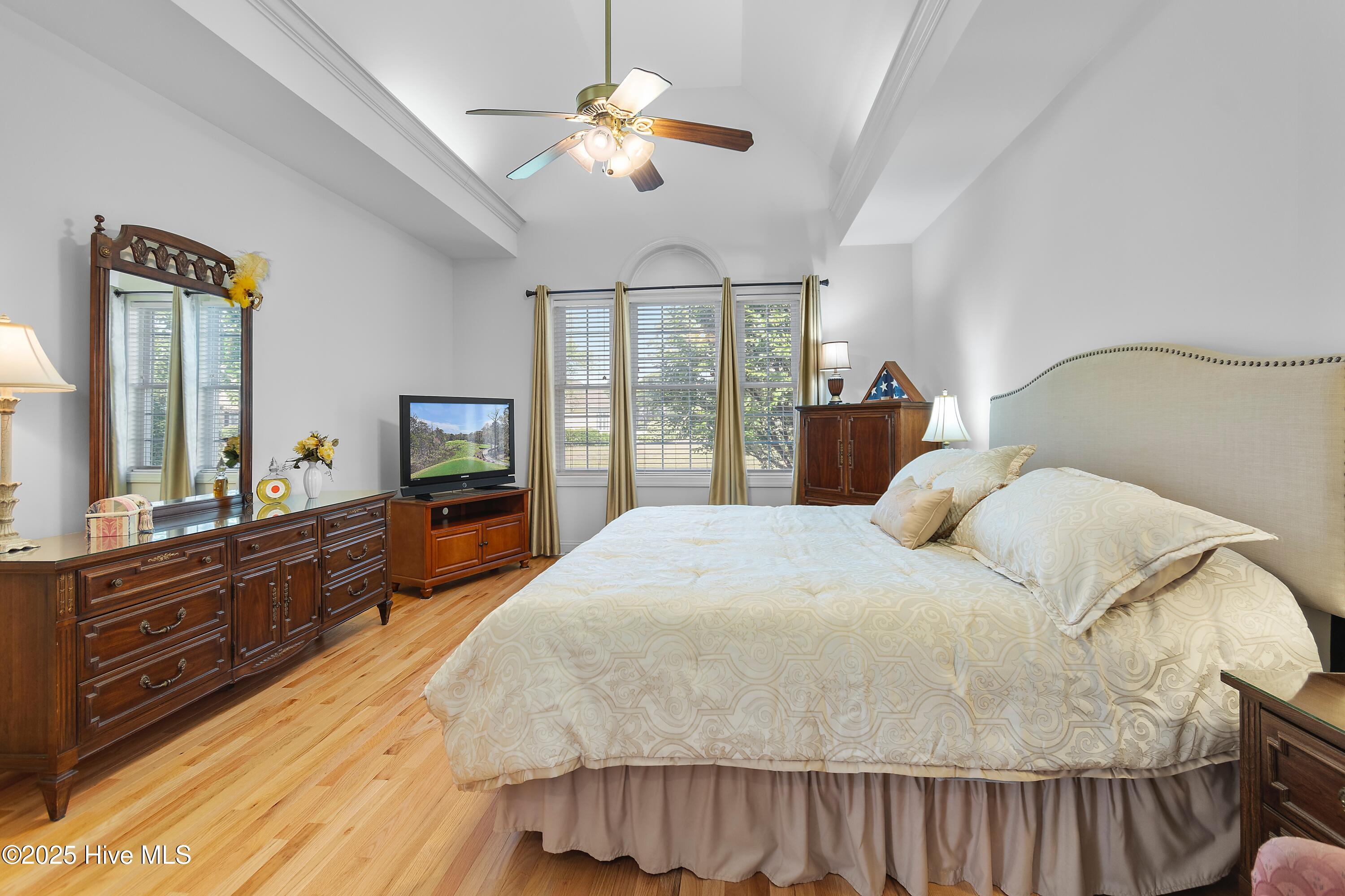 3402 Greenleaf Court
