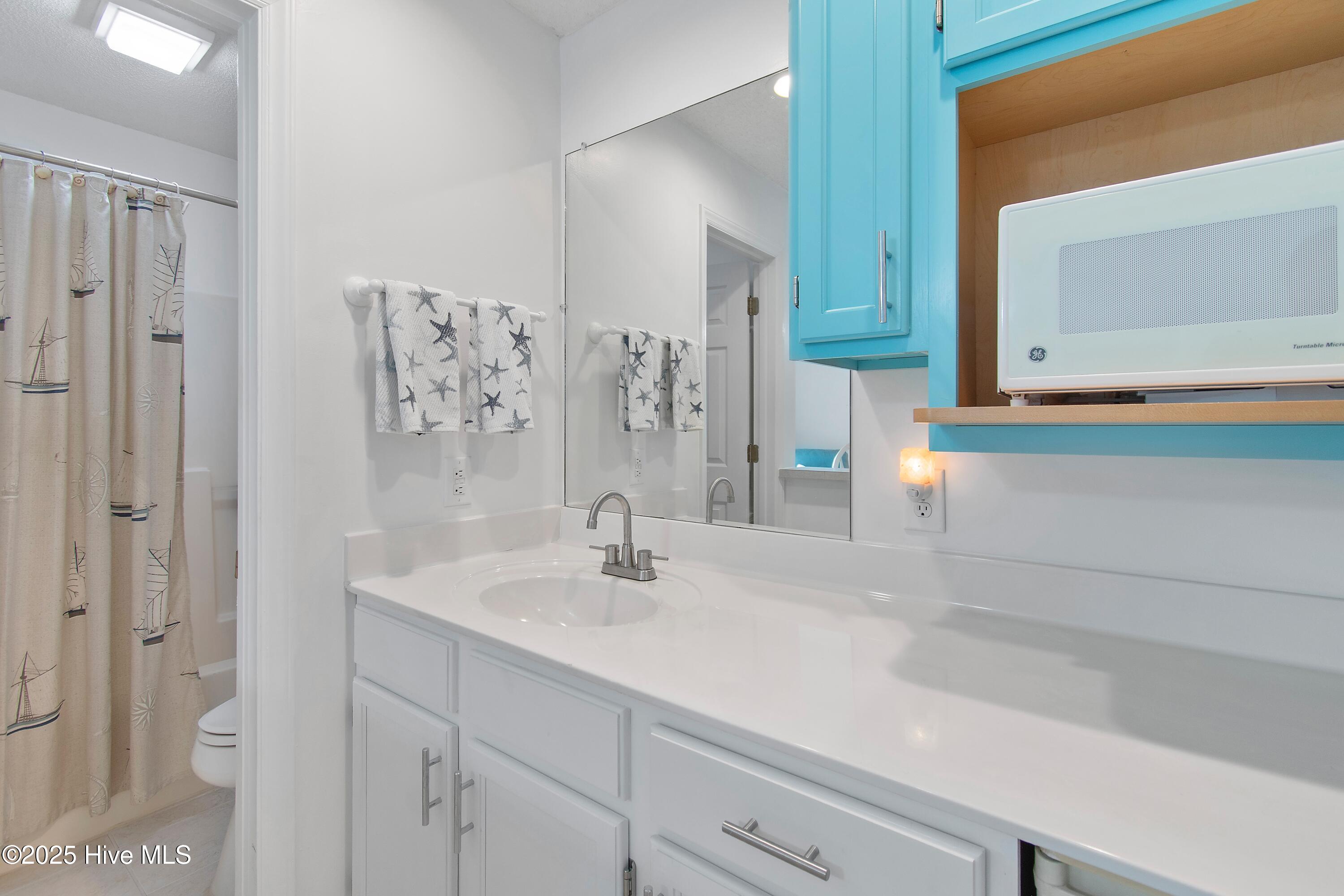 3030 Marsh Winds Circle 605