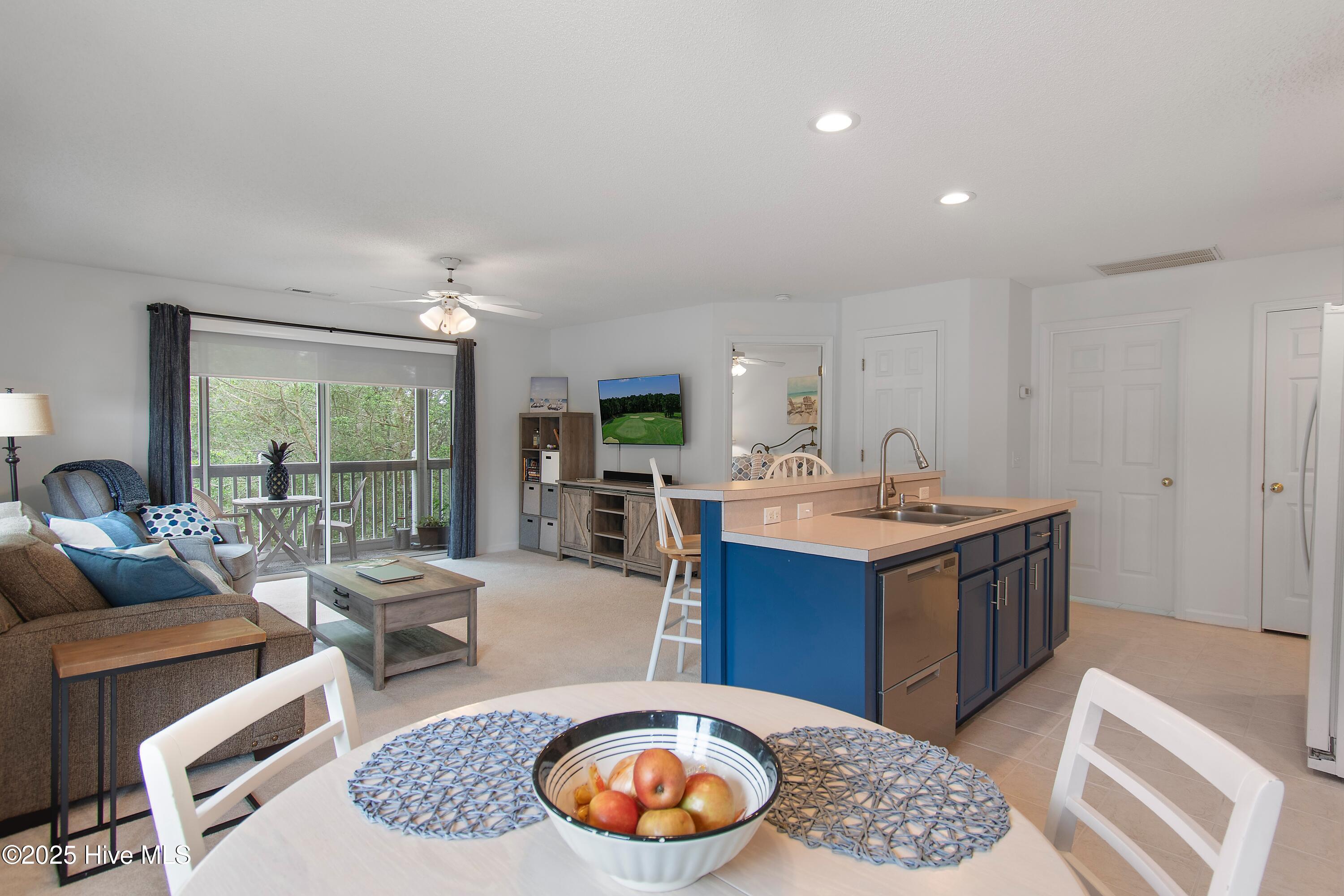 3030 Marsh Winds Circle 605