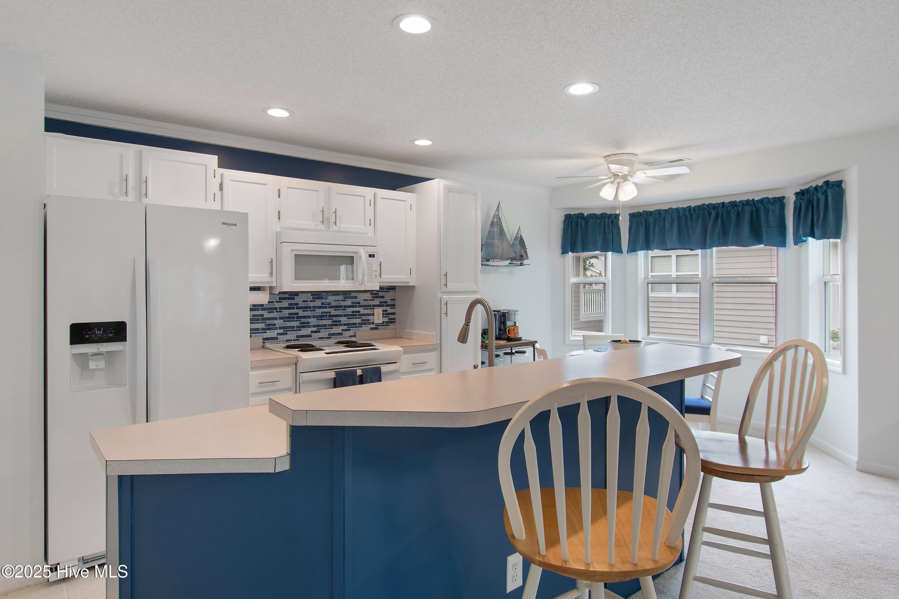 3030 Marsh Winds Circle 605