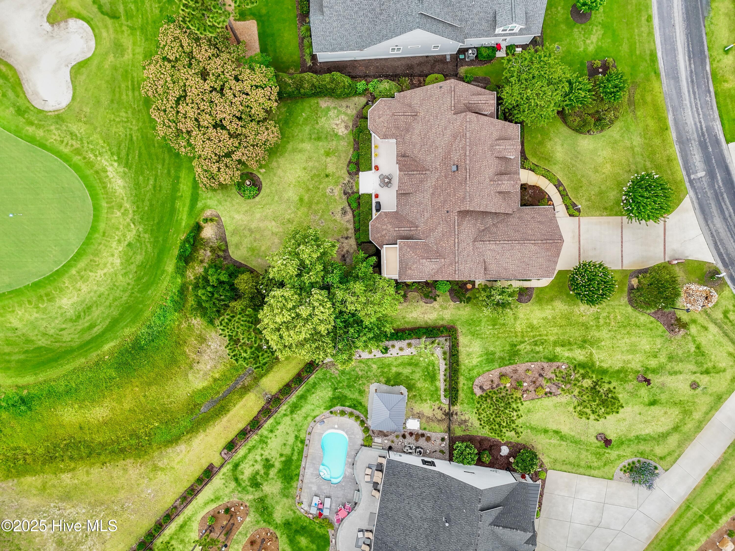 2710 Scarborough Way