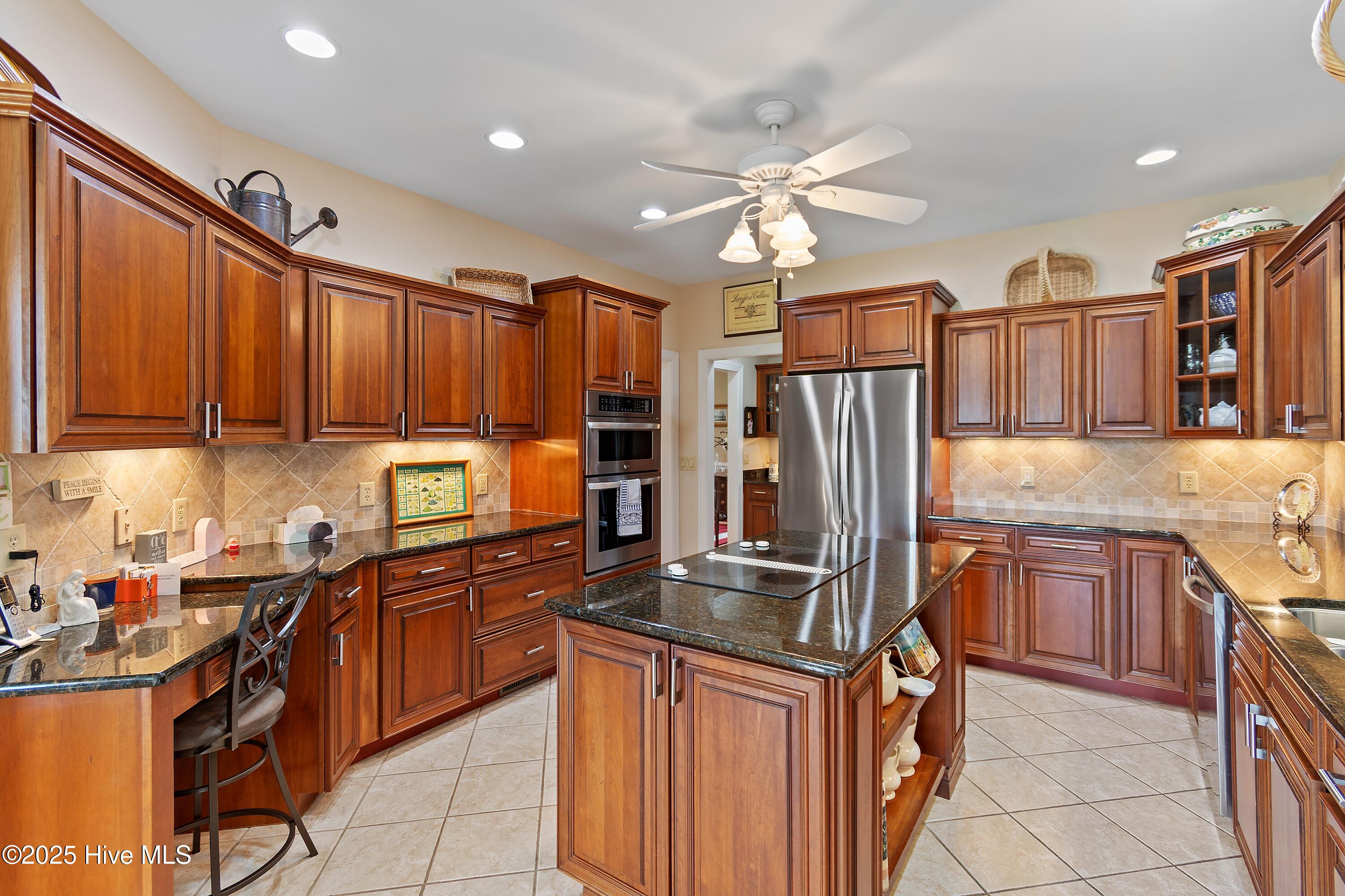 2710 Scarborough Way