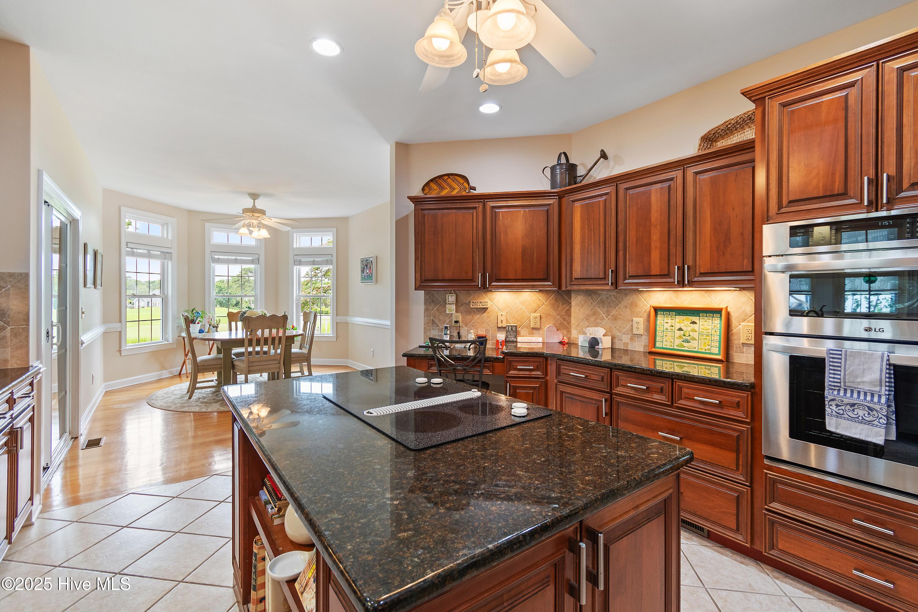 2710 Scarborough Way