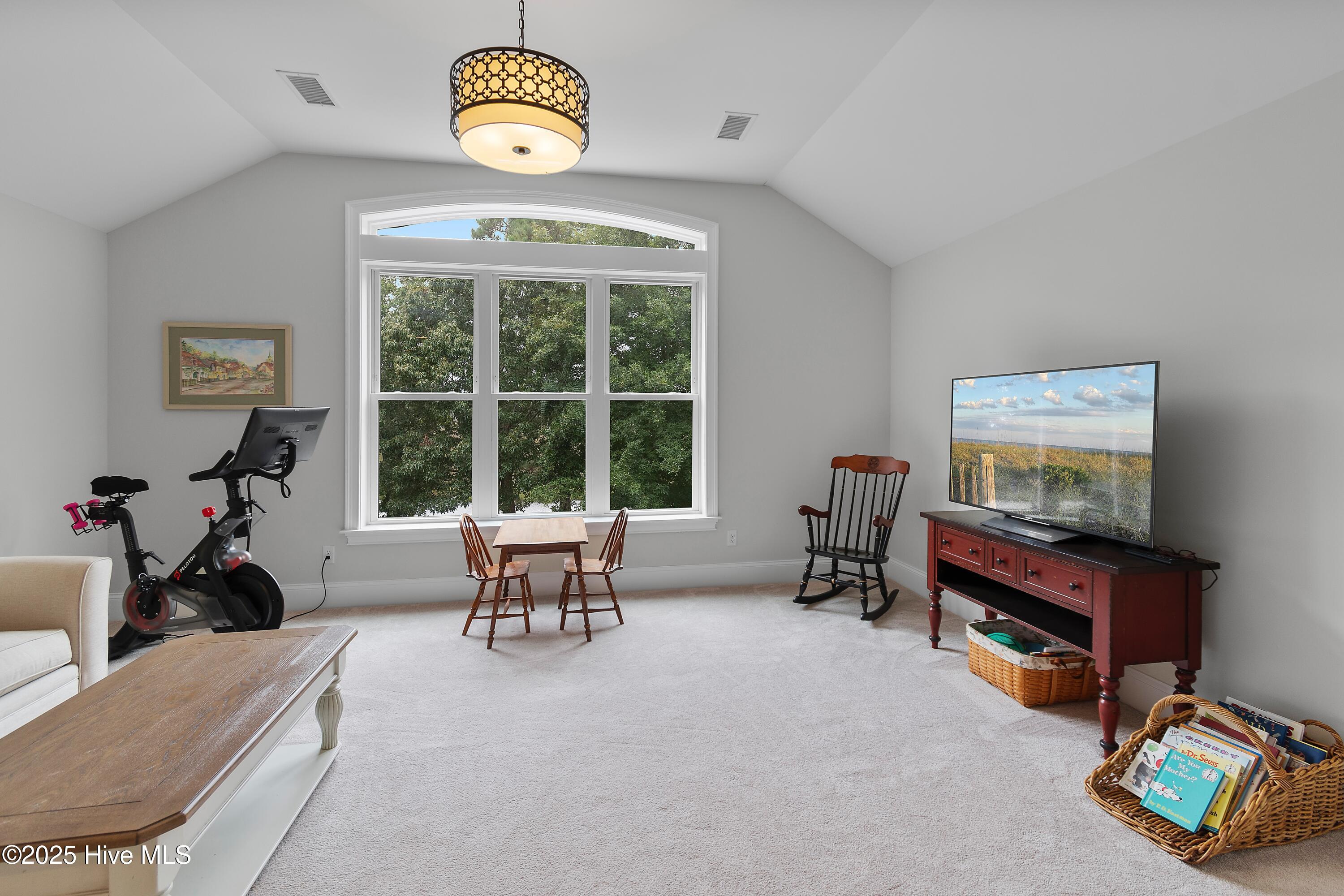 498 Deep Water Drive SE