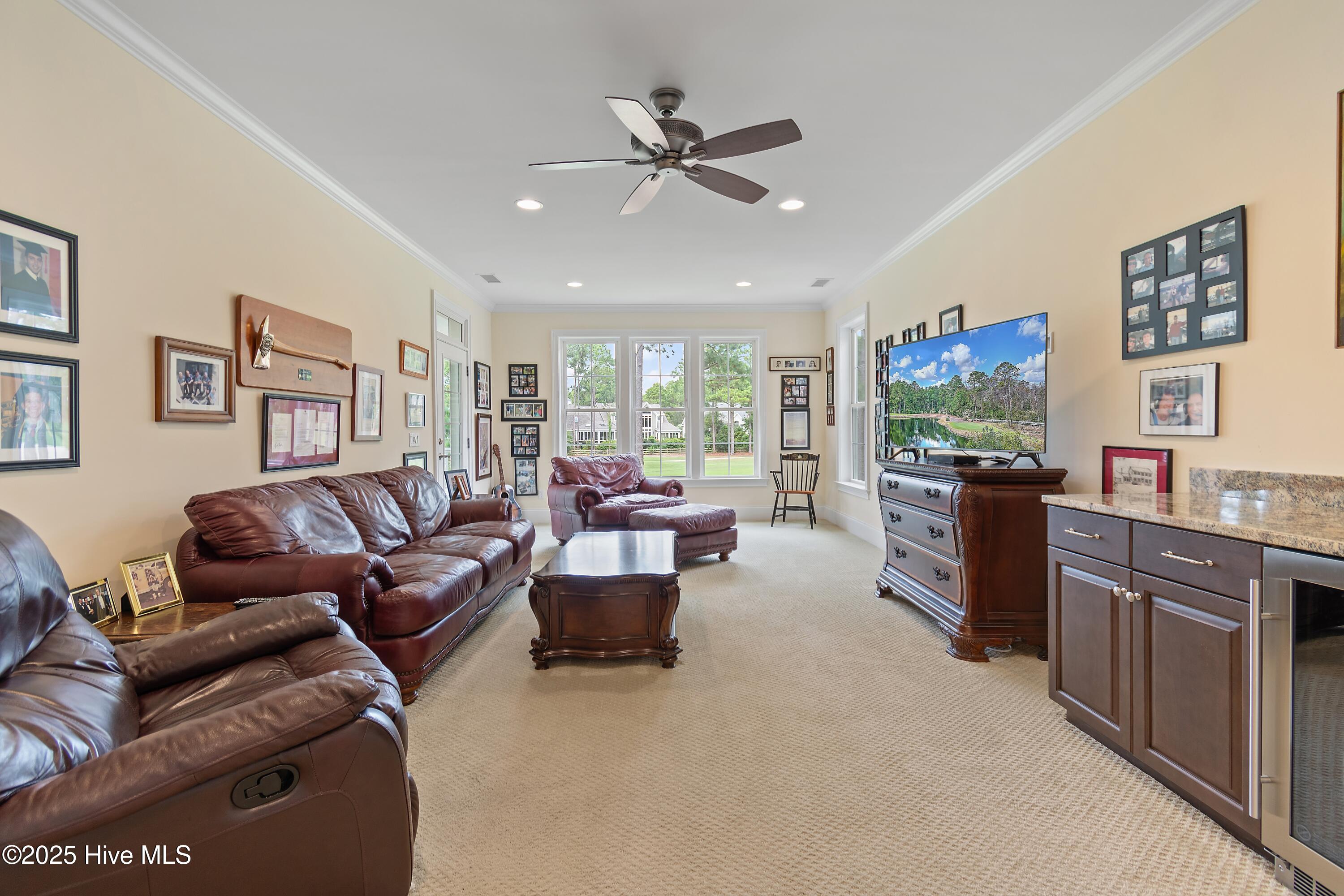3712 Fairfield Way