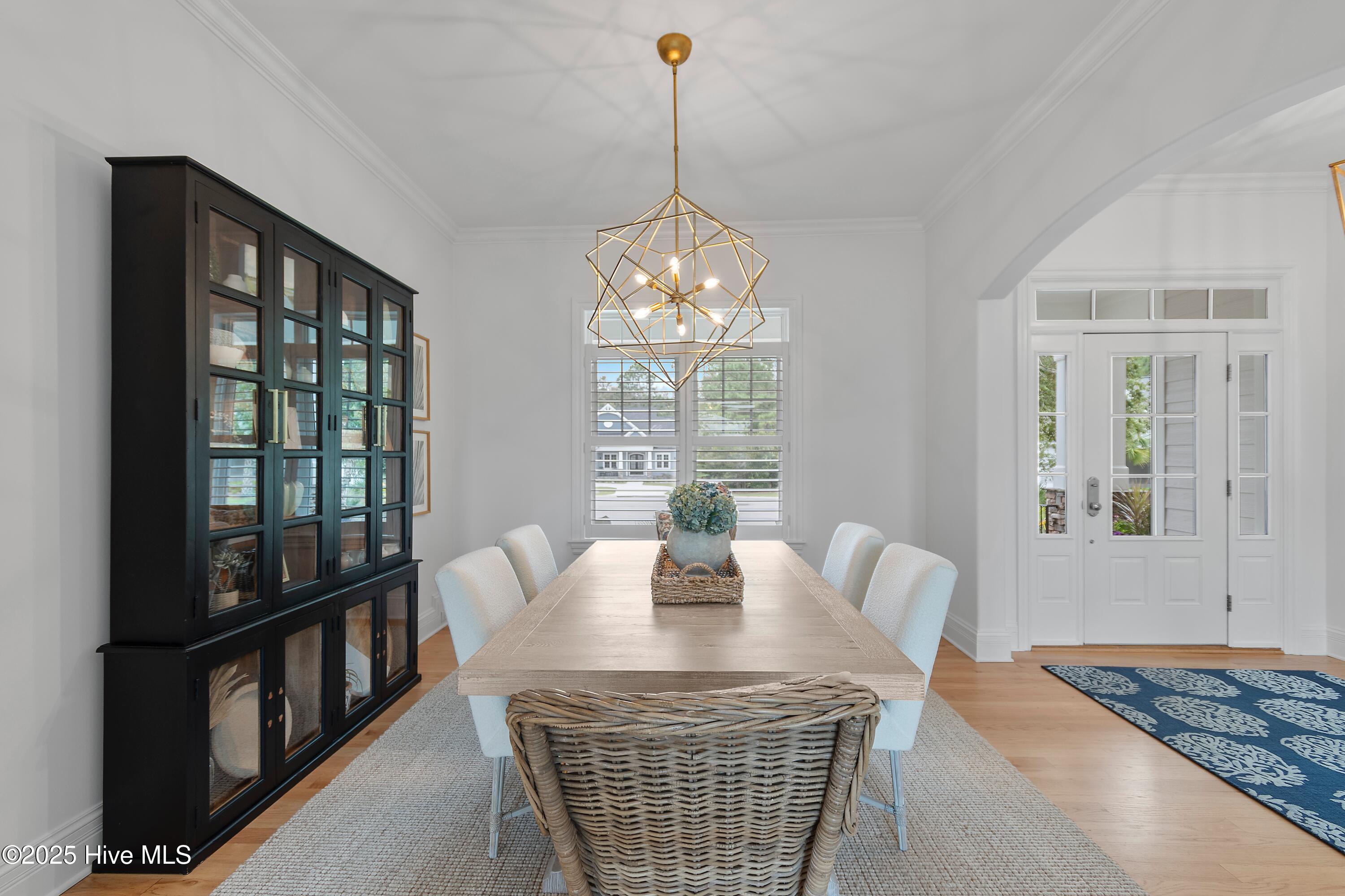 3586 Lynwood Court