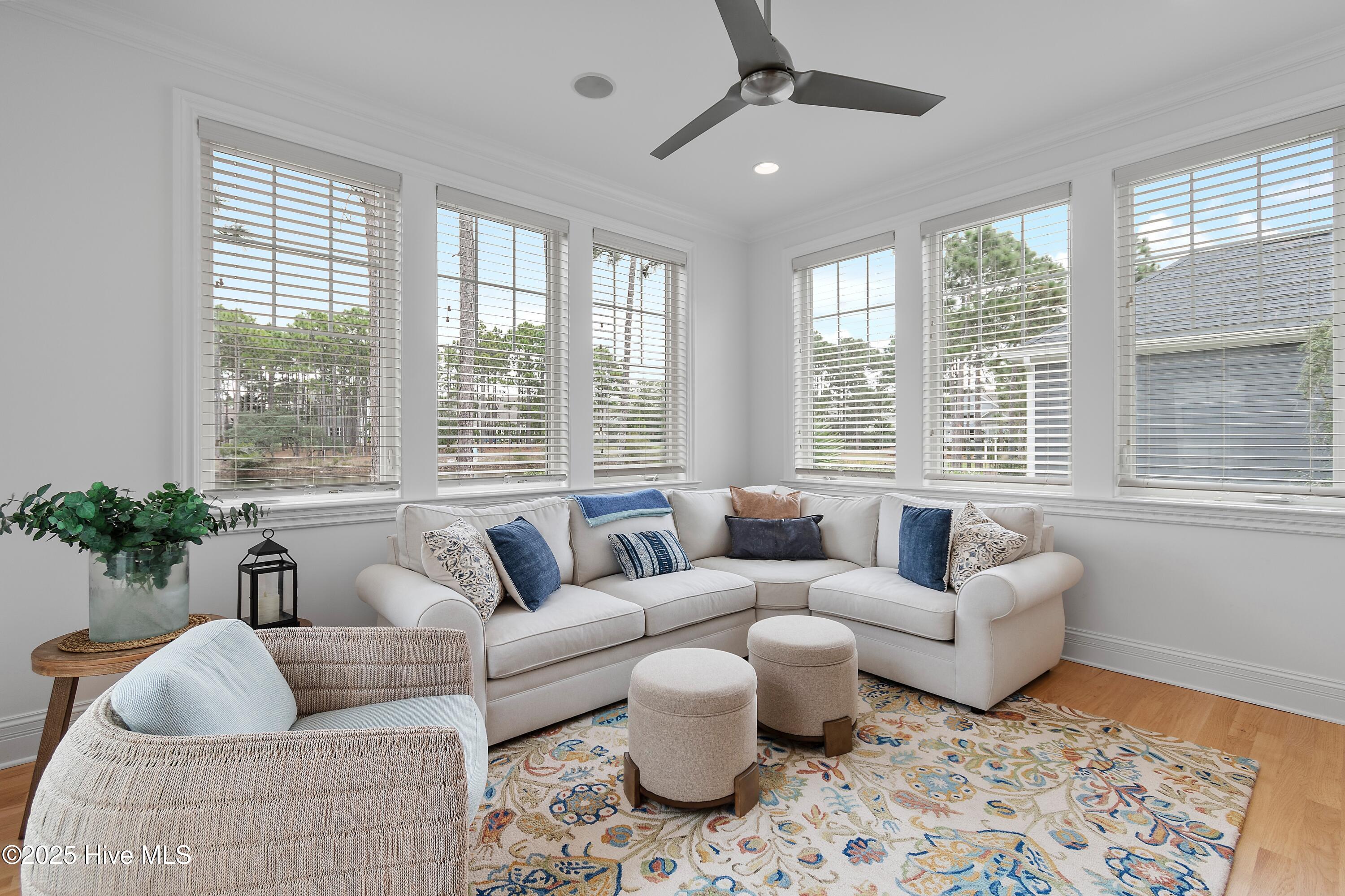 3586 Lynwood Court