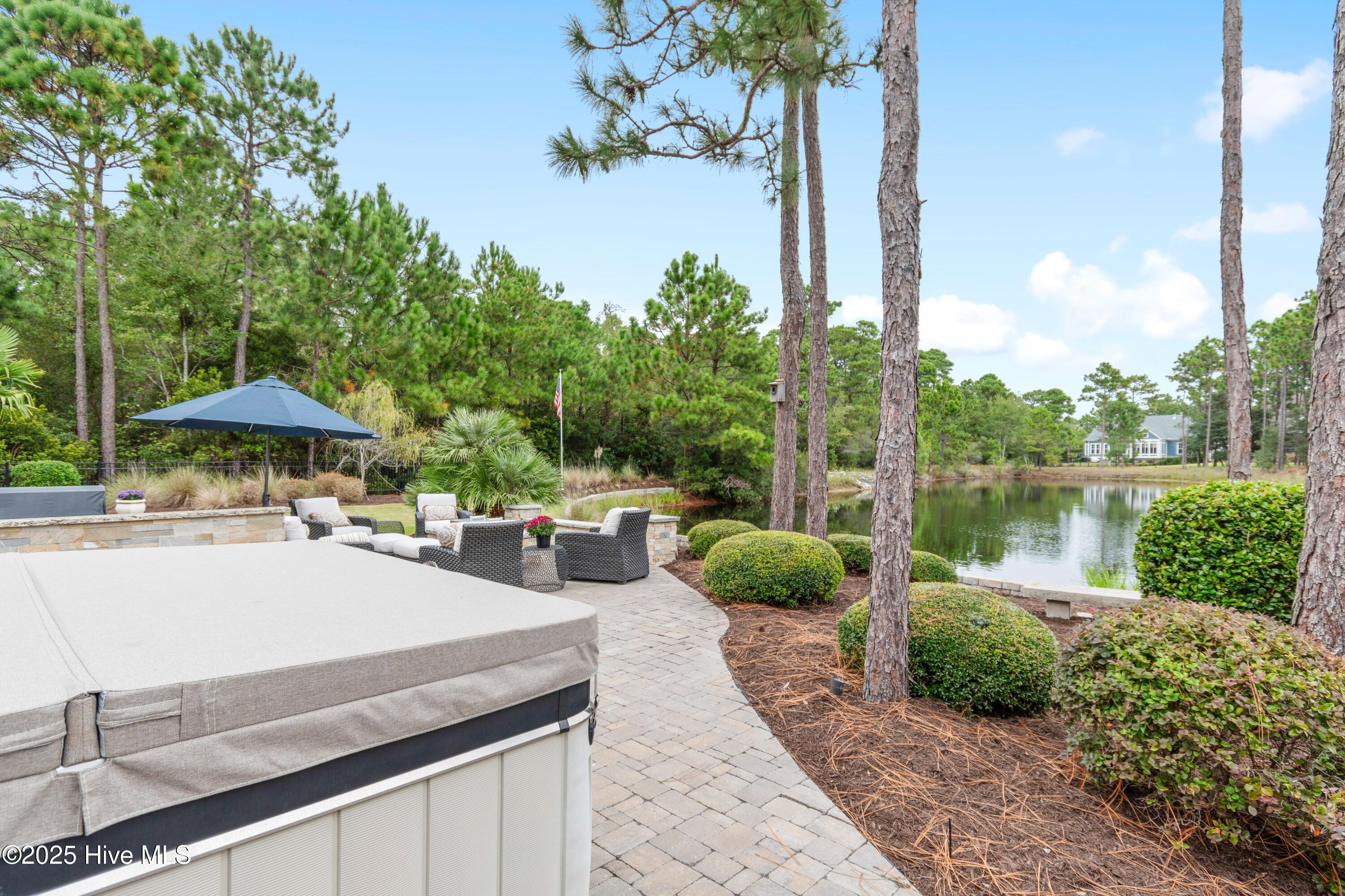 3586 Lynwood Court