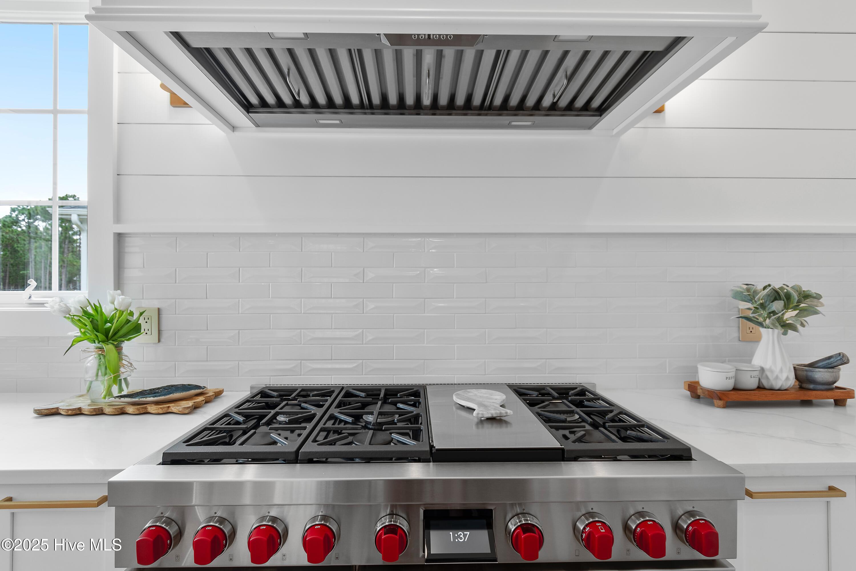 3586 Lynwood Court