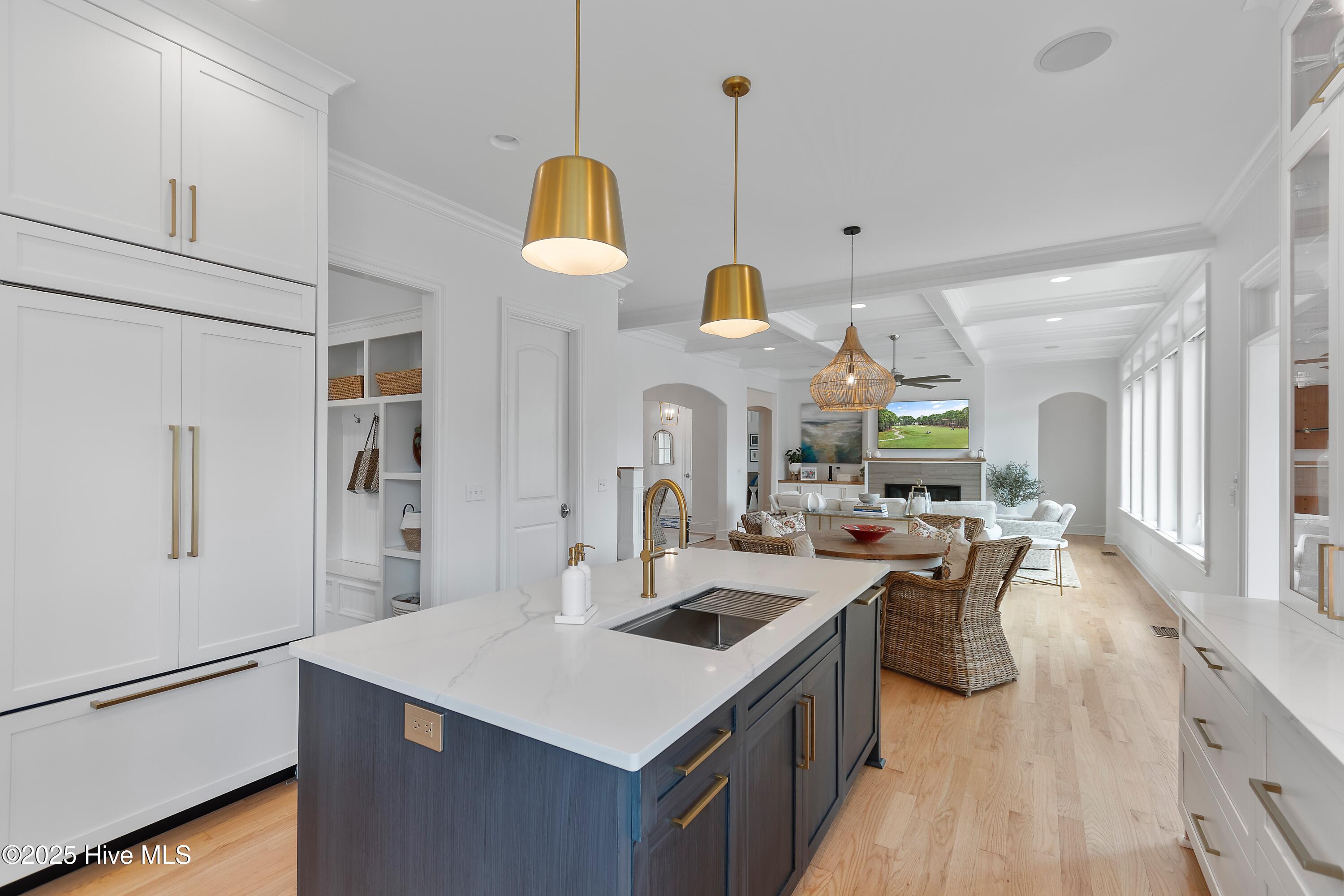 3586 Lynwood Court