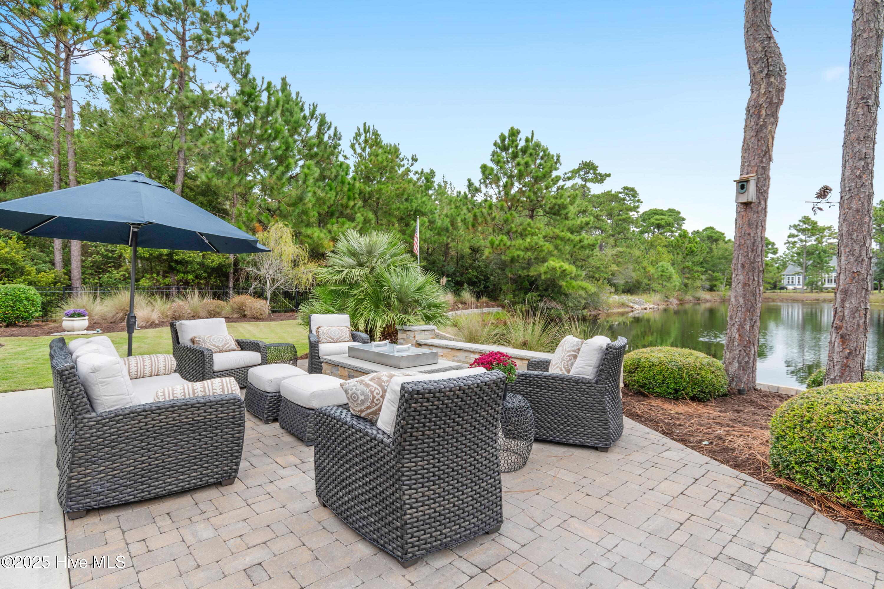 3586 Lynwood Court