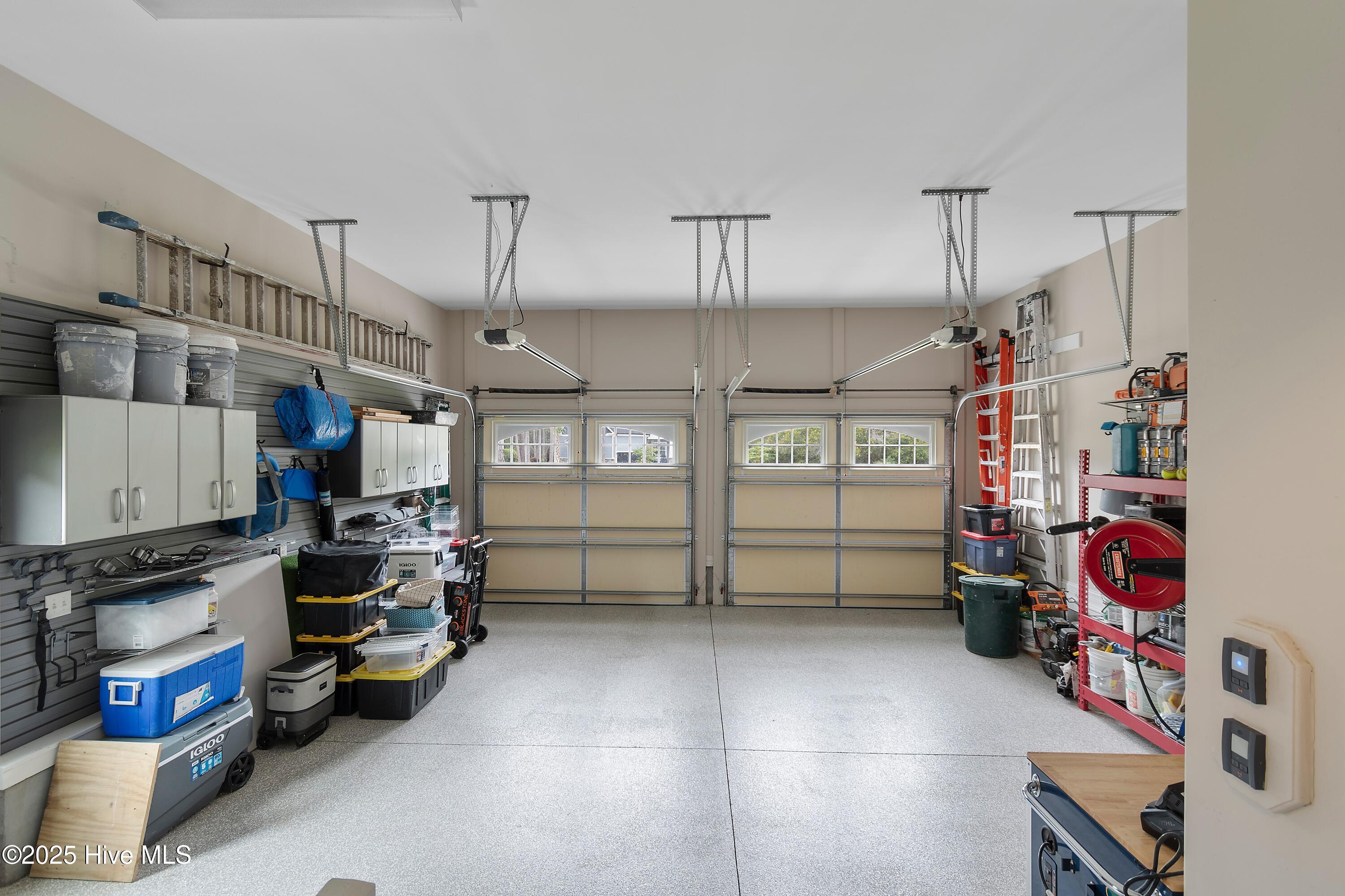 3586 Lynwood Court