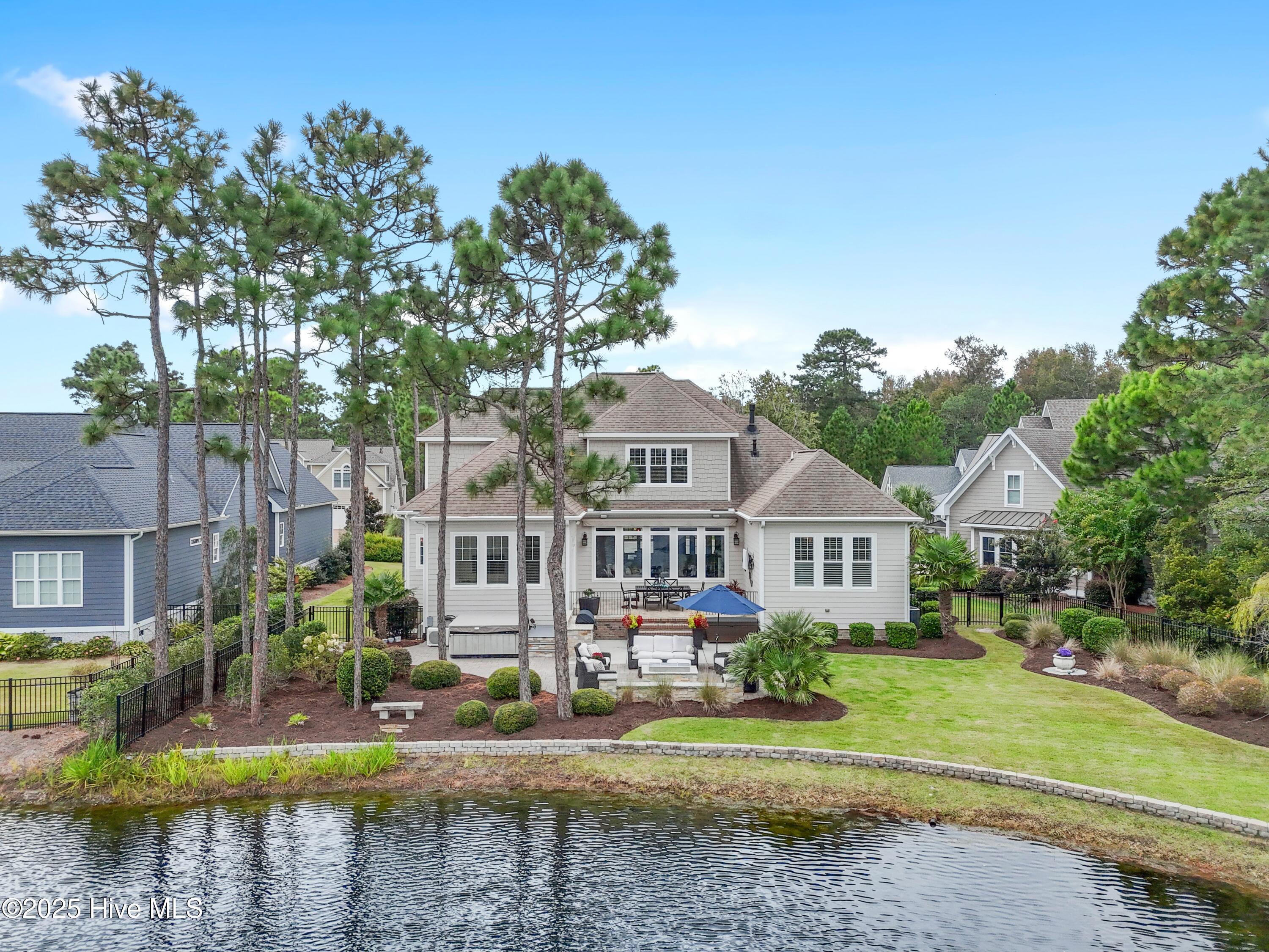 3586 Lynwood Court