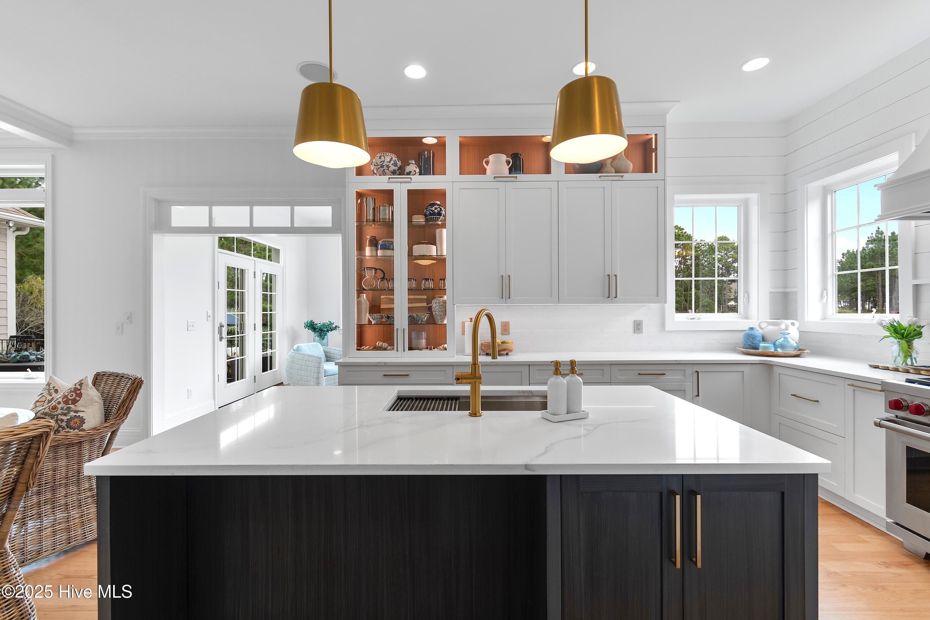 3586 Lynwood Court