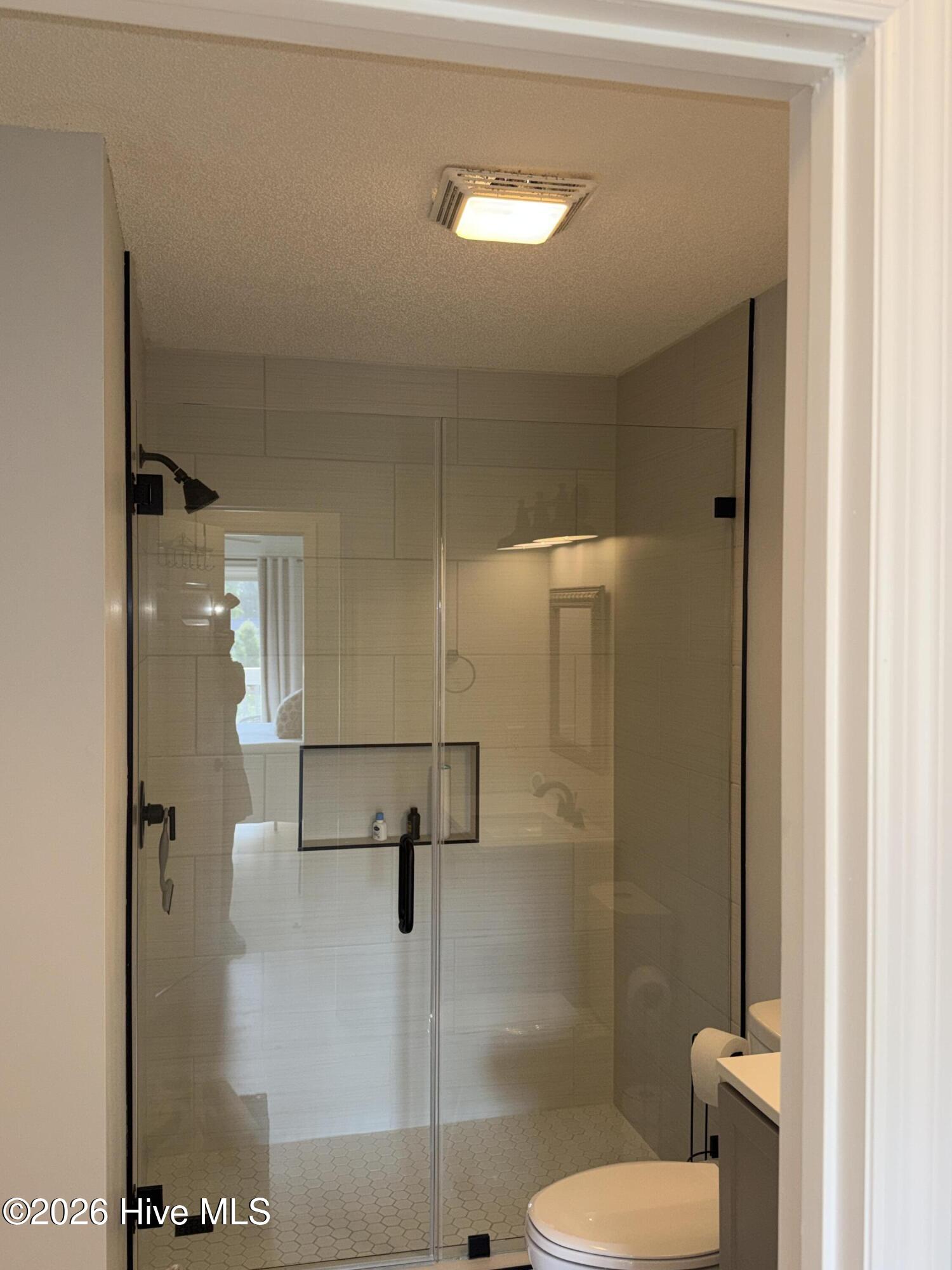 3350 Club Villas Drive 806
