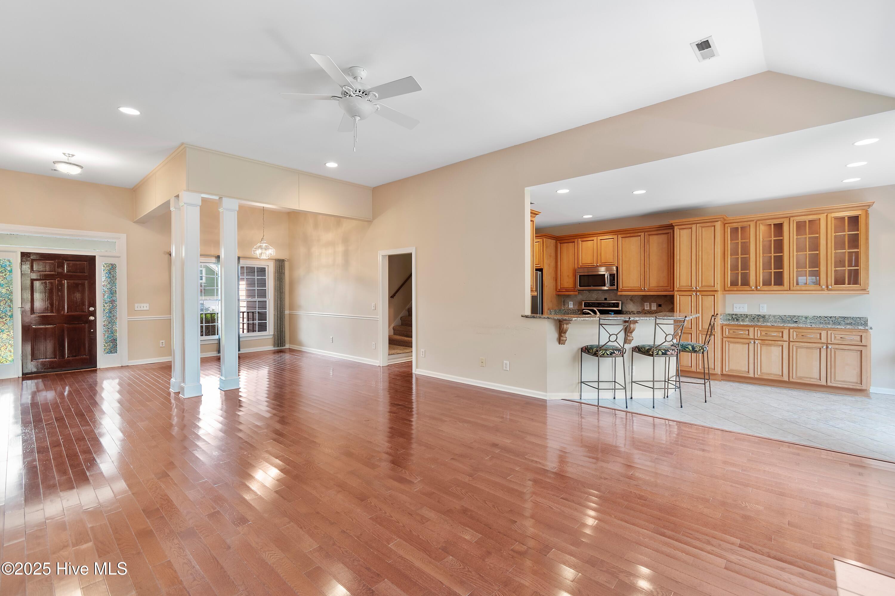 4176 Silverleaf Drive SE