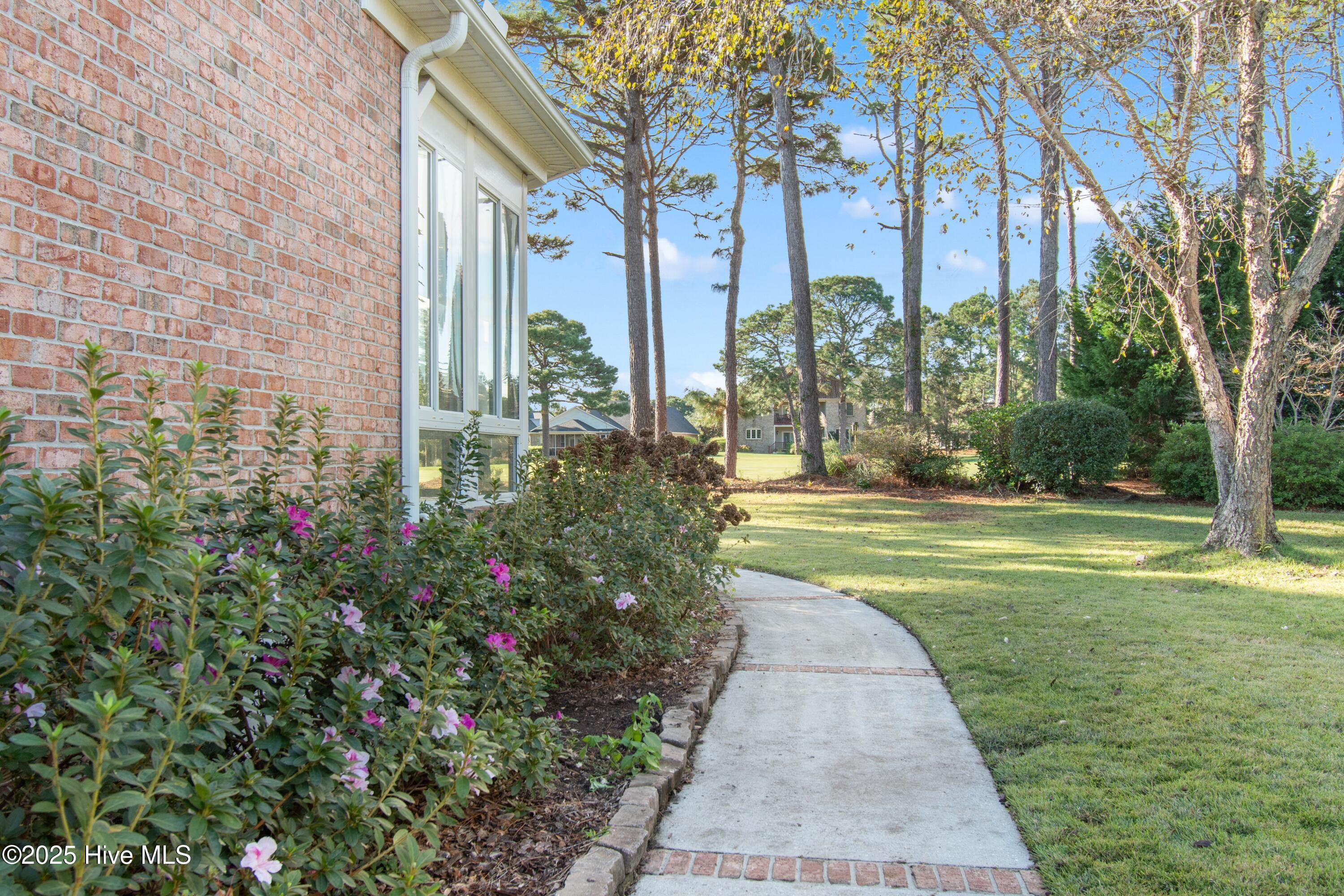 2919 Trailwood Drive SE