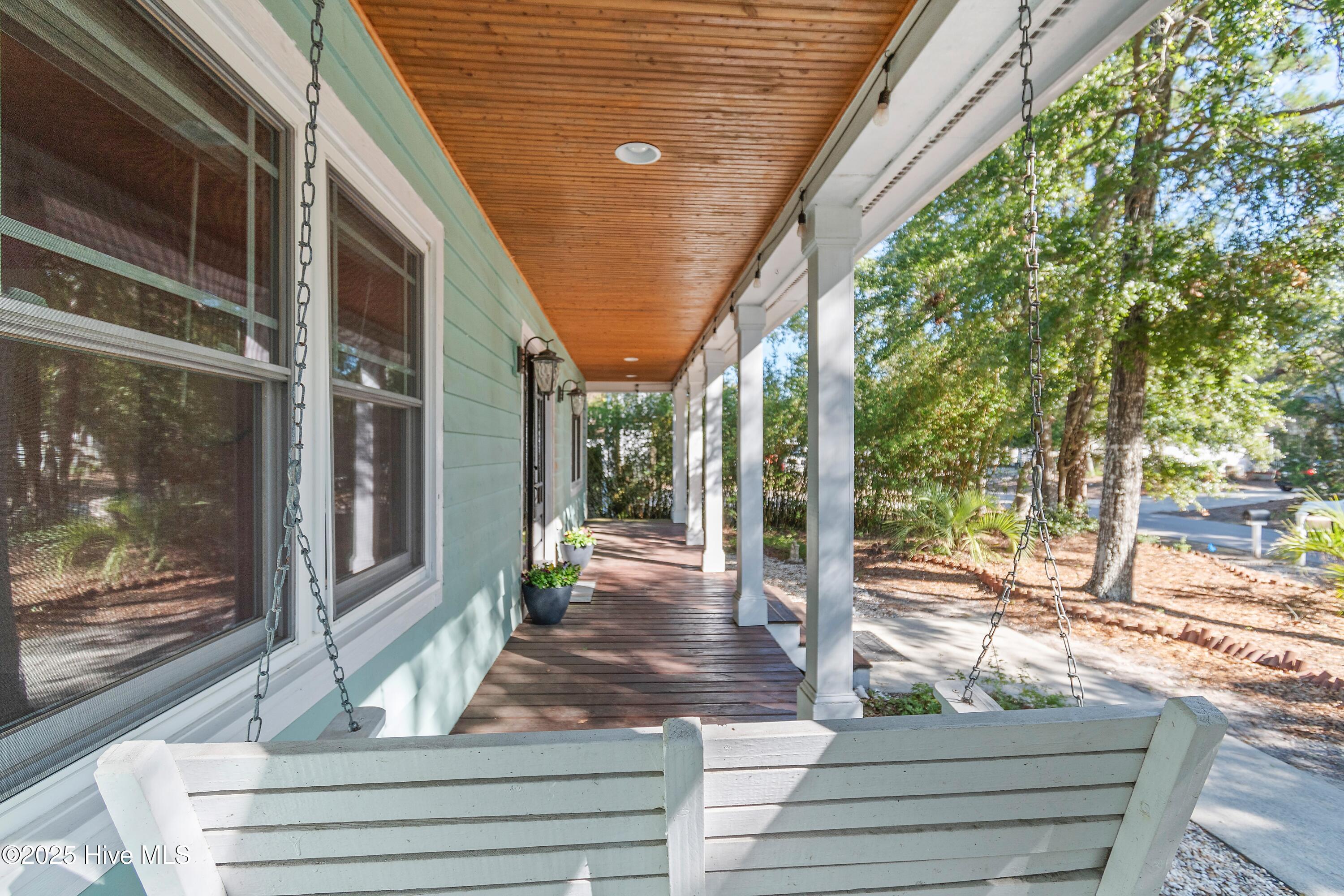 105 SE 9th Street