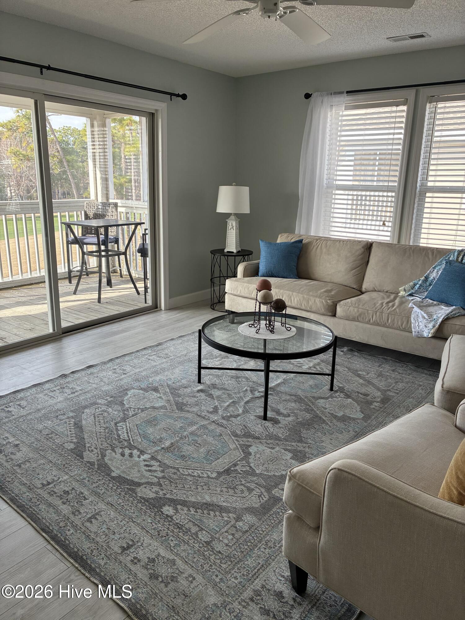 3350 Club Villas Drive 806