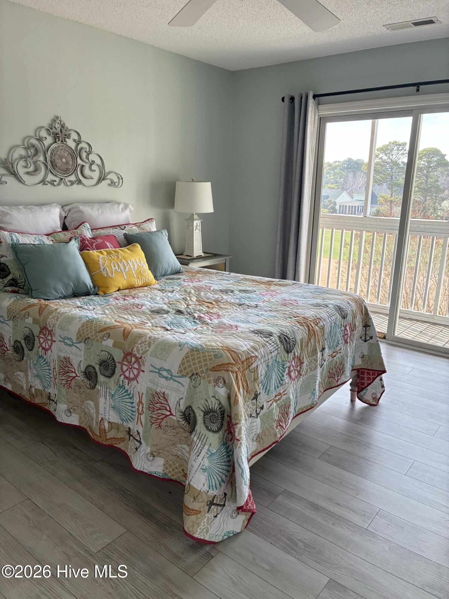 3350 Club Villas Drive 806