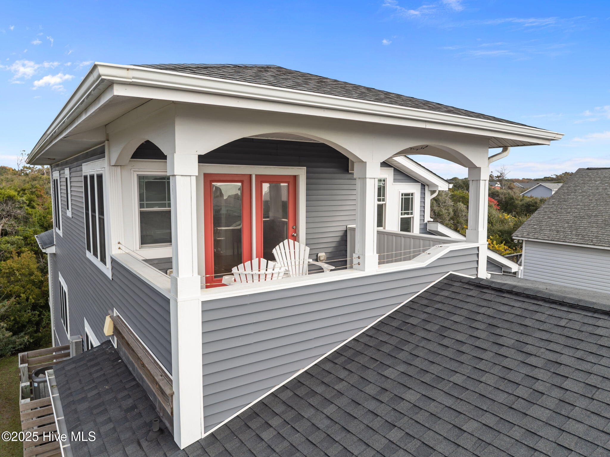 1914 E Dolphin Drive