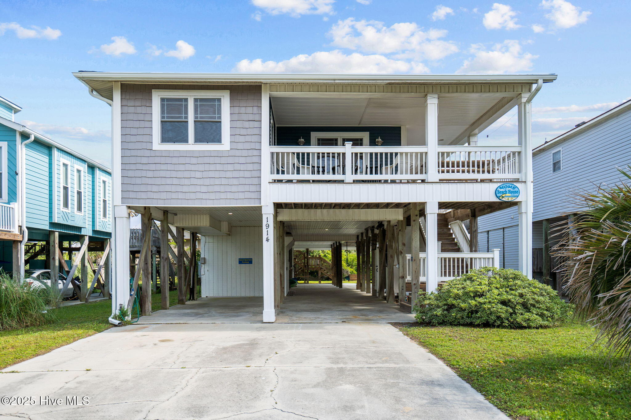 1914 E Dolphin Drive
