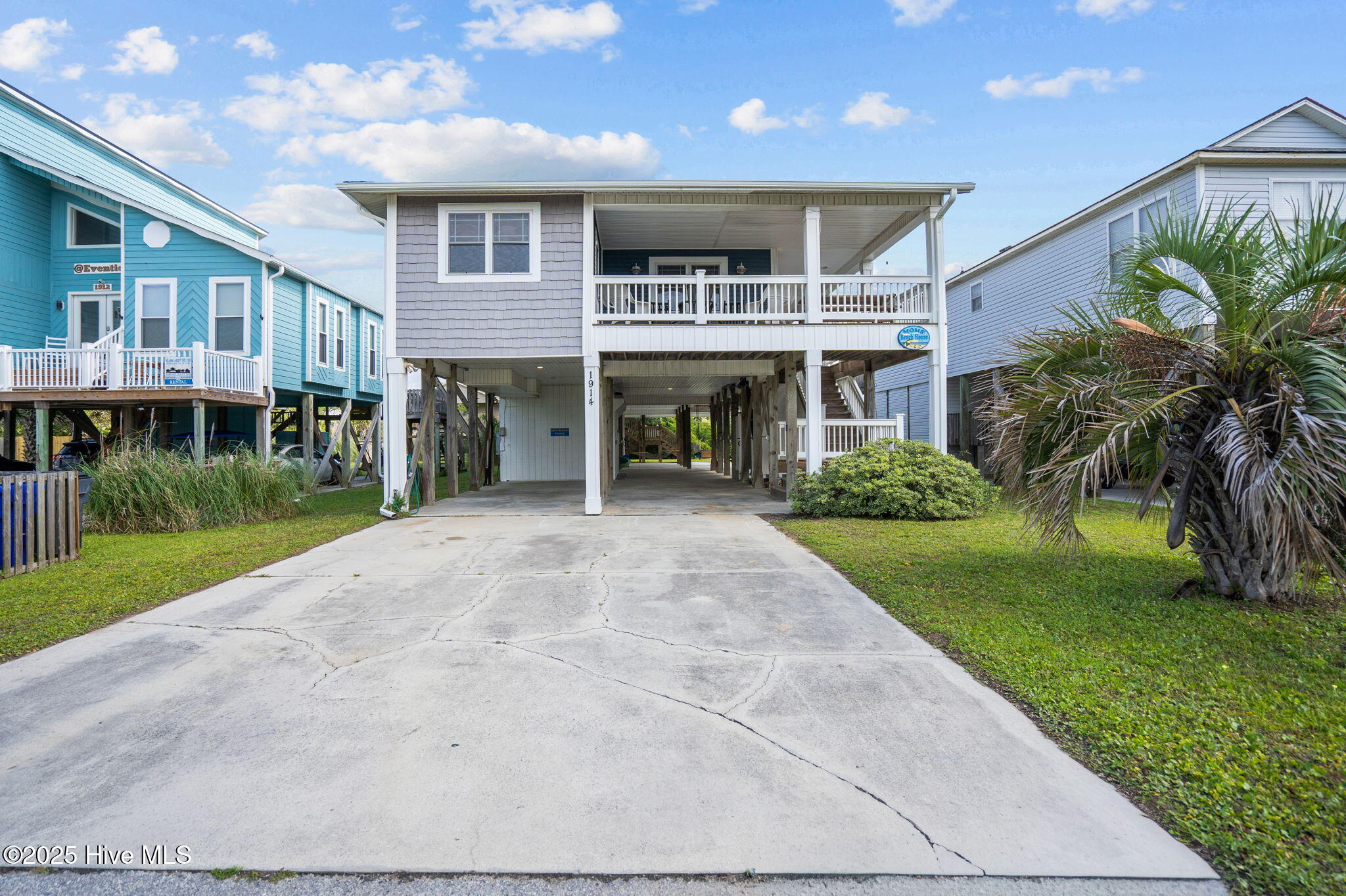 1914 E Dolphin Drive