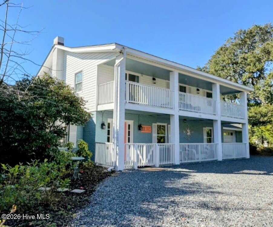 115 Paula Circle SE