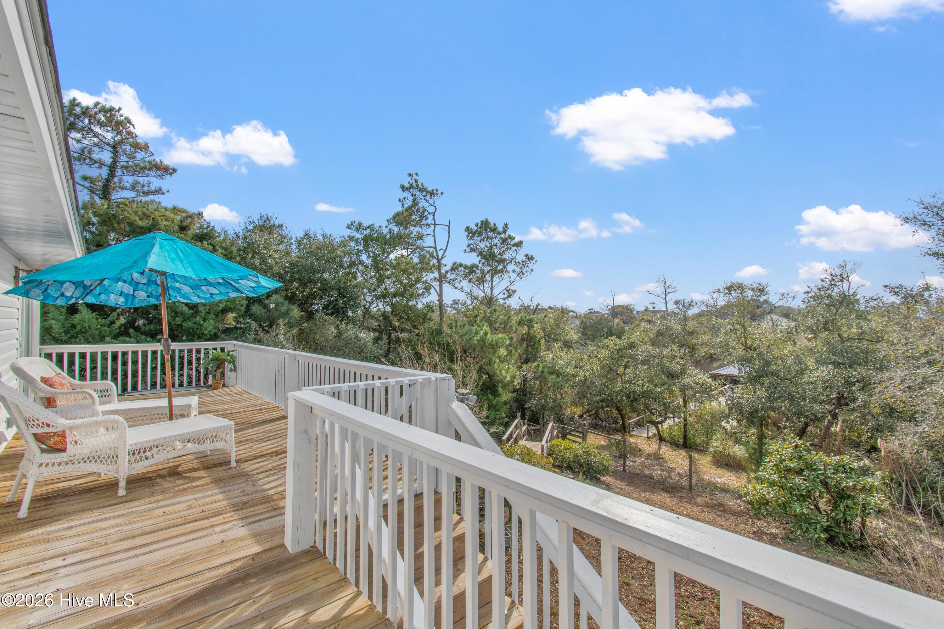 115 Paula Circle SE