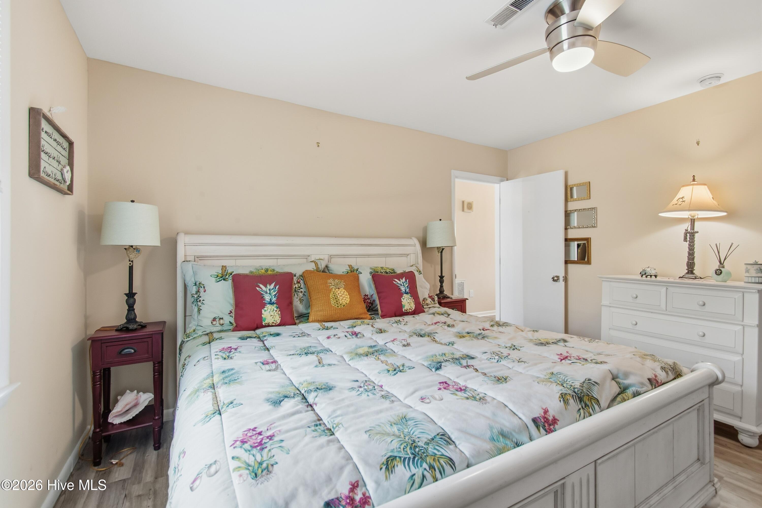 115 Paula Circle SE